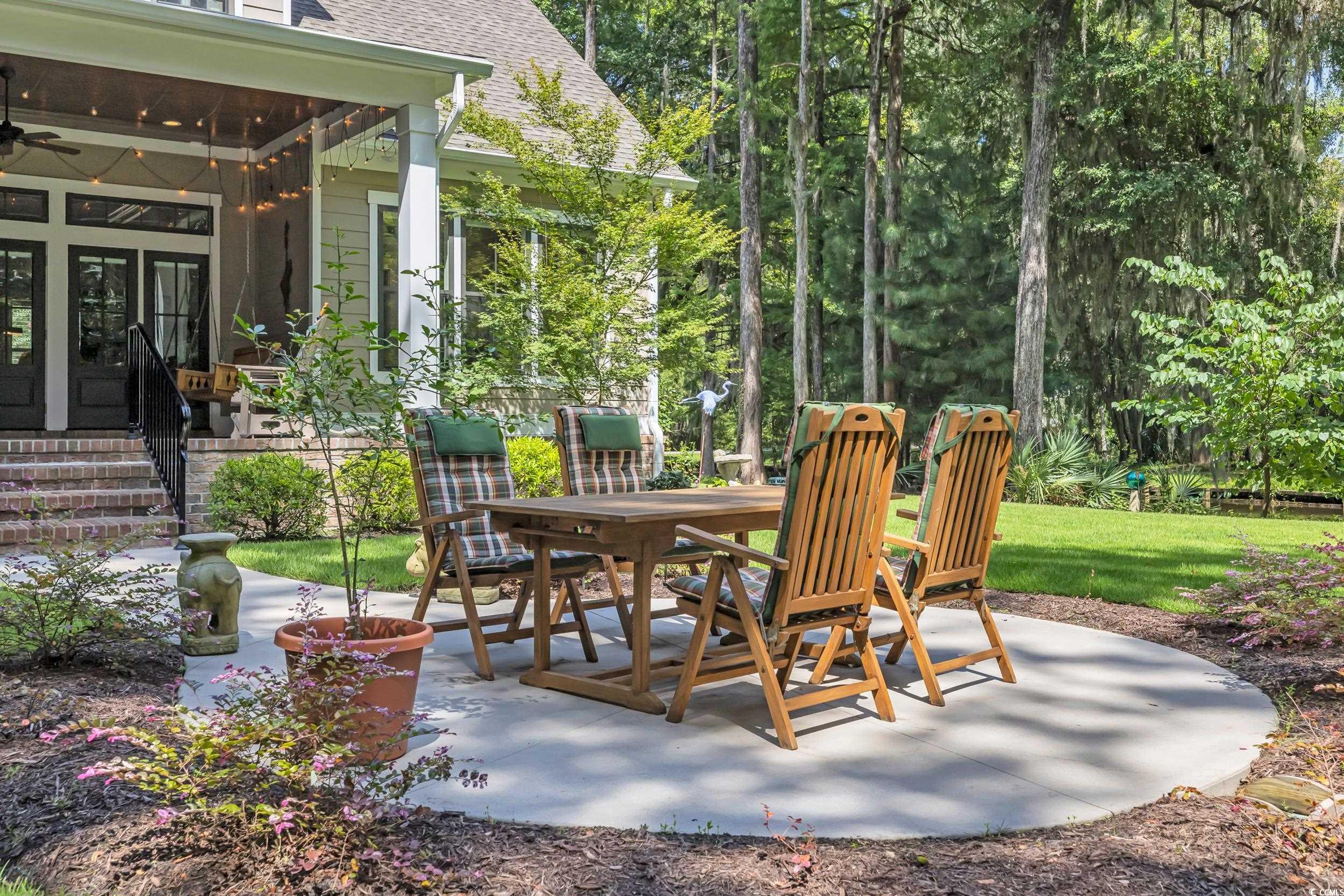 856 All Saints Loop Property Photo 5