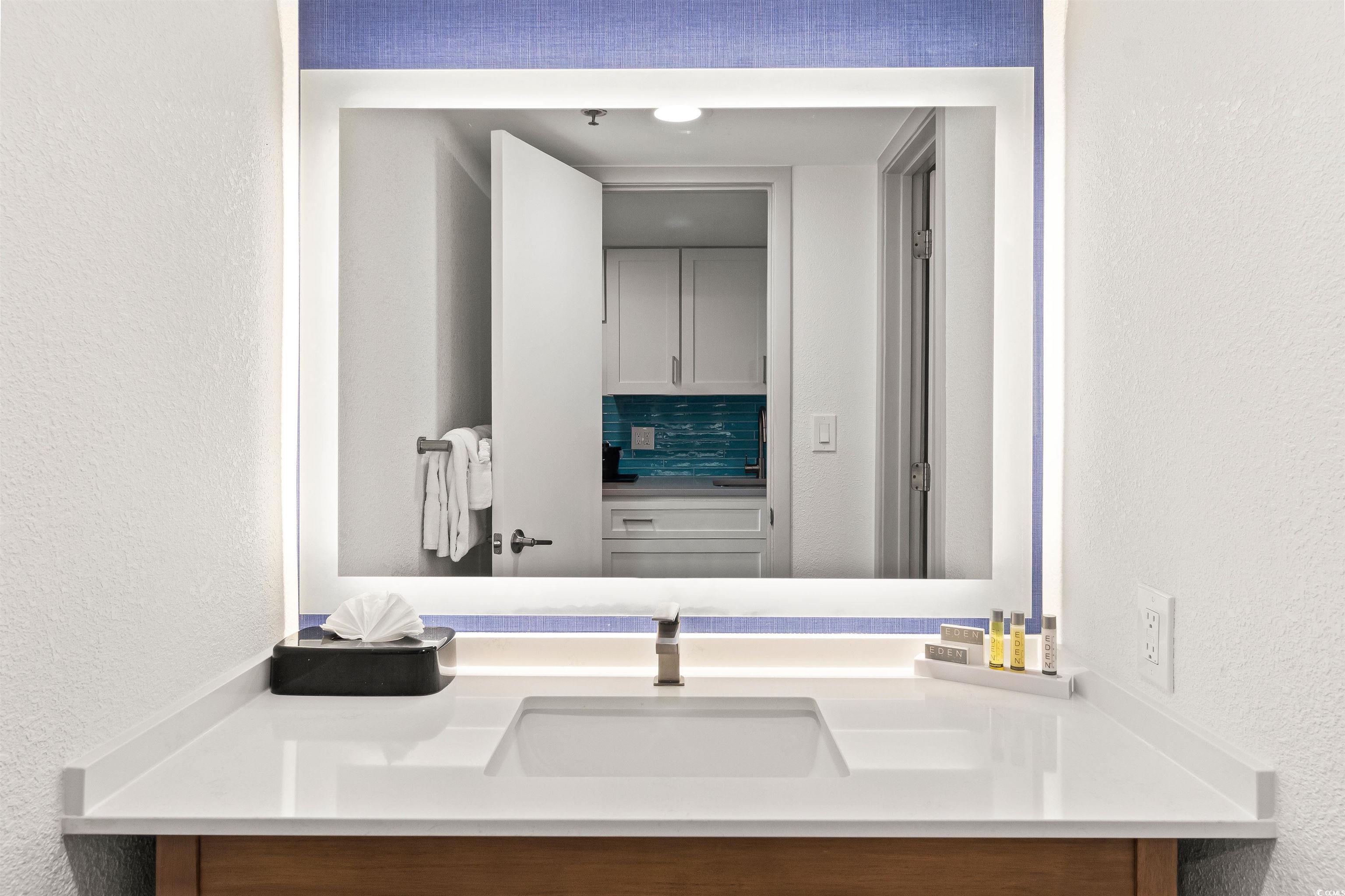 3000 N Ocean Blvd. Property Photo 22