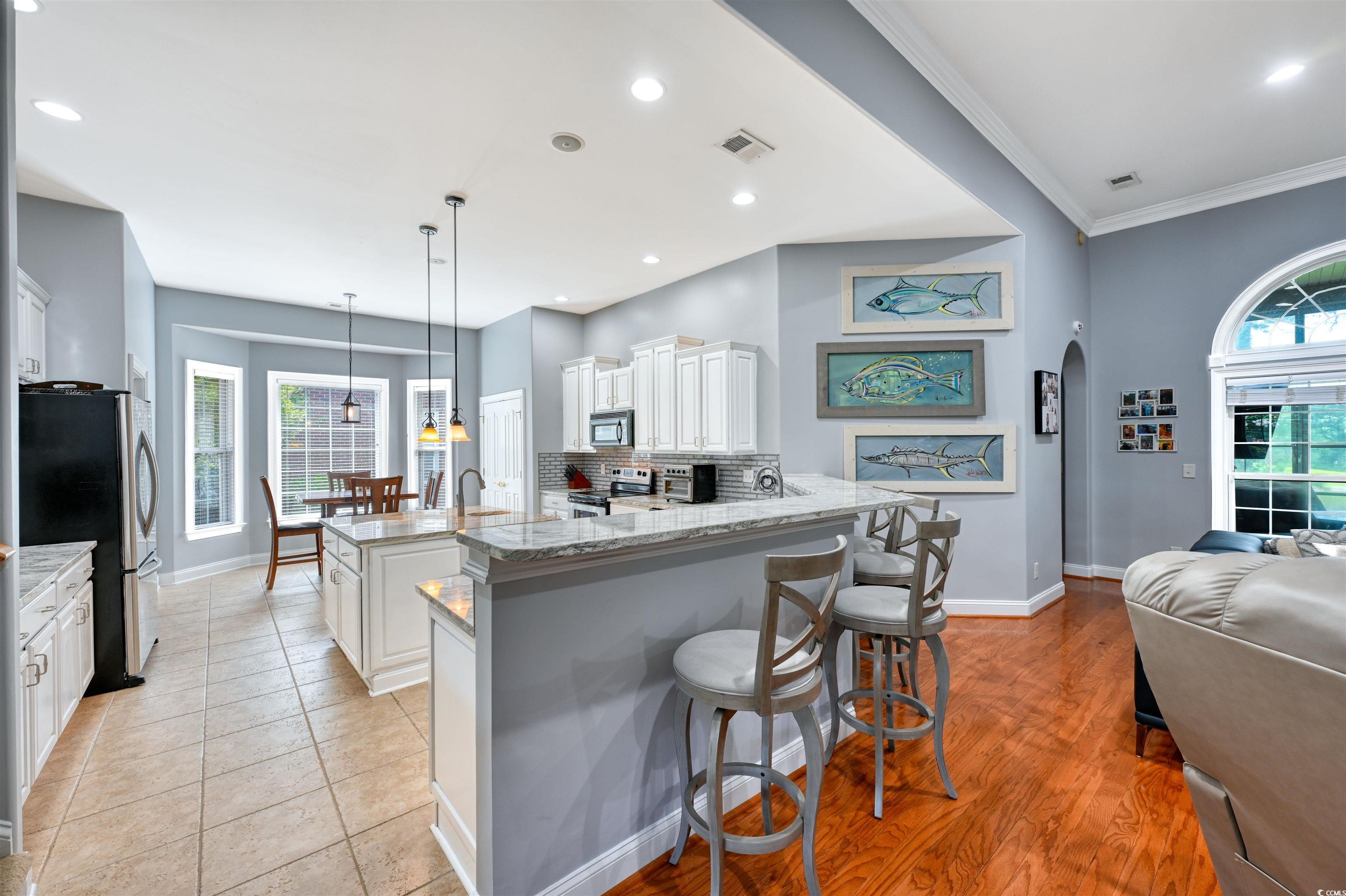 5508 Leatherleaf Dr. Property Photo 7