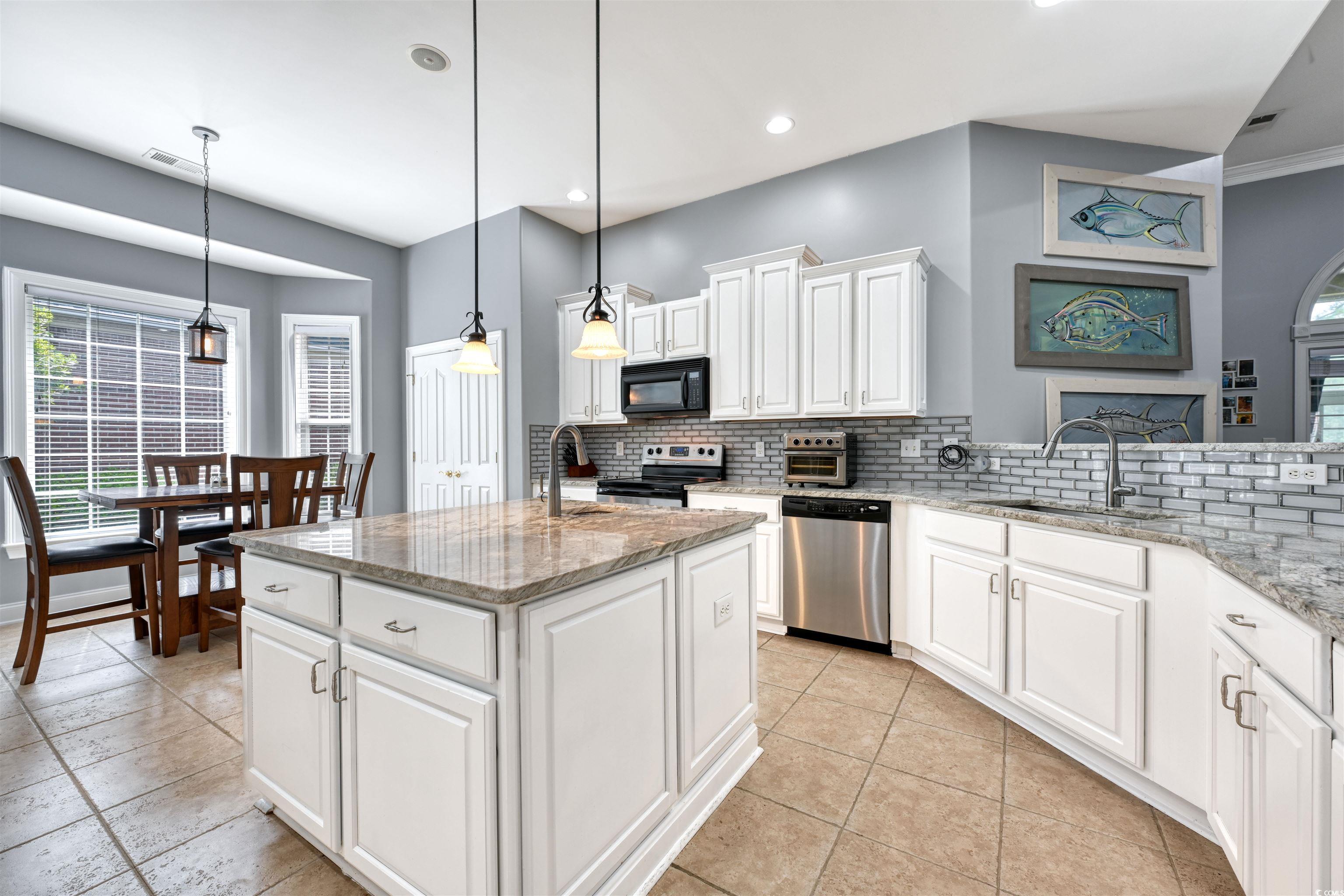 5508 Leatherleaf Dr. Property Photo 8