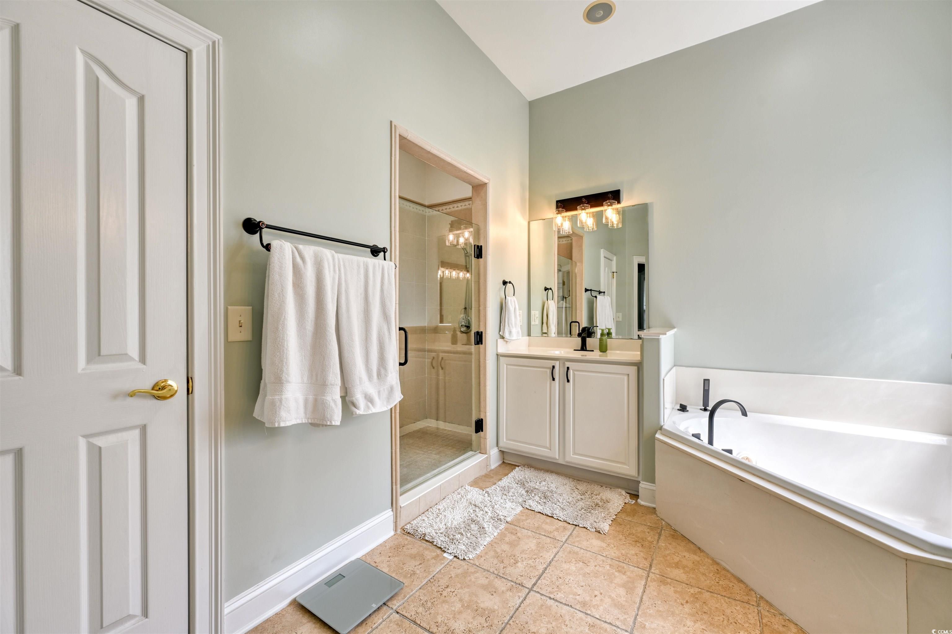 5508 Leatherleaf Dr. Property Photo 20