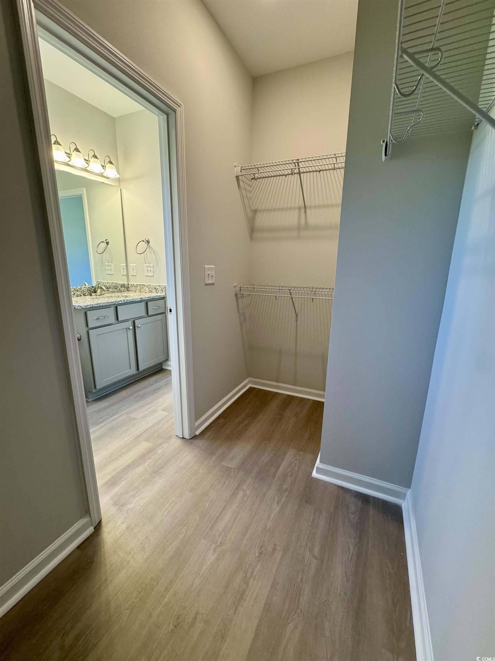 600 Shallow Cove Dr. Property Photo 8