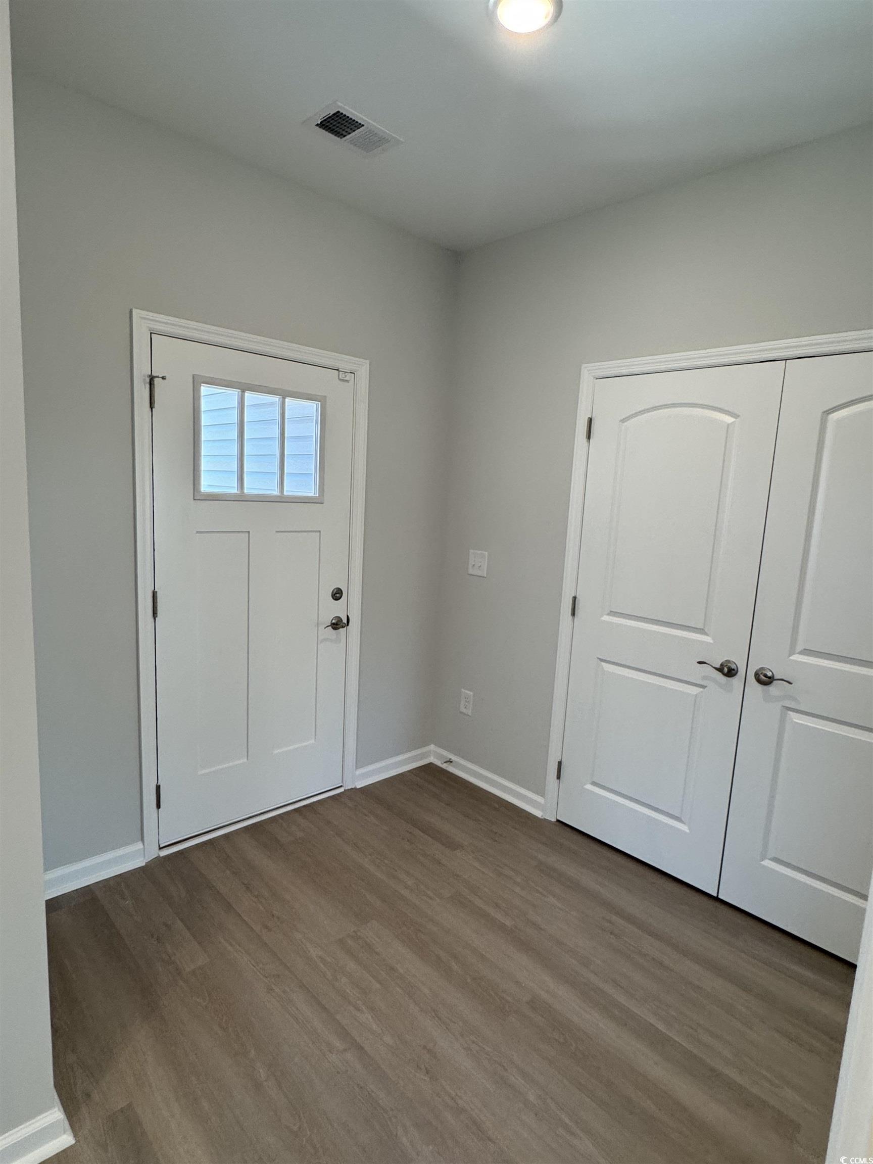 598 Shallow Cove Dr. Property Photo 11