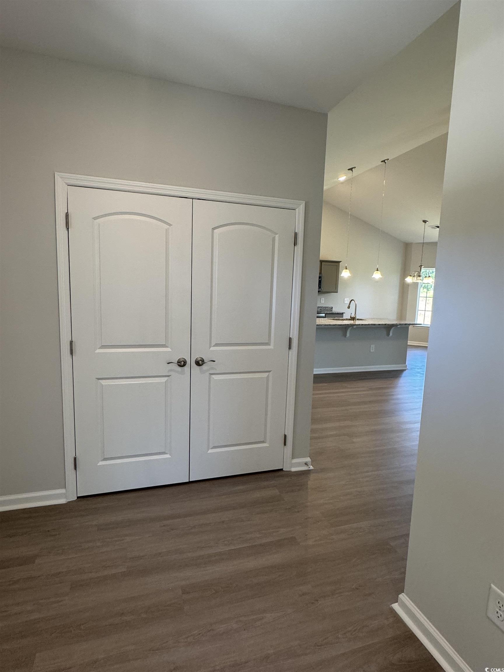 598 Shallow Cove Dr. Property Photo 12