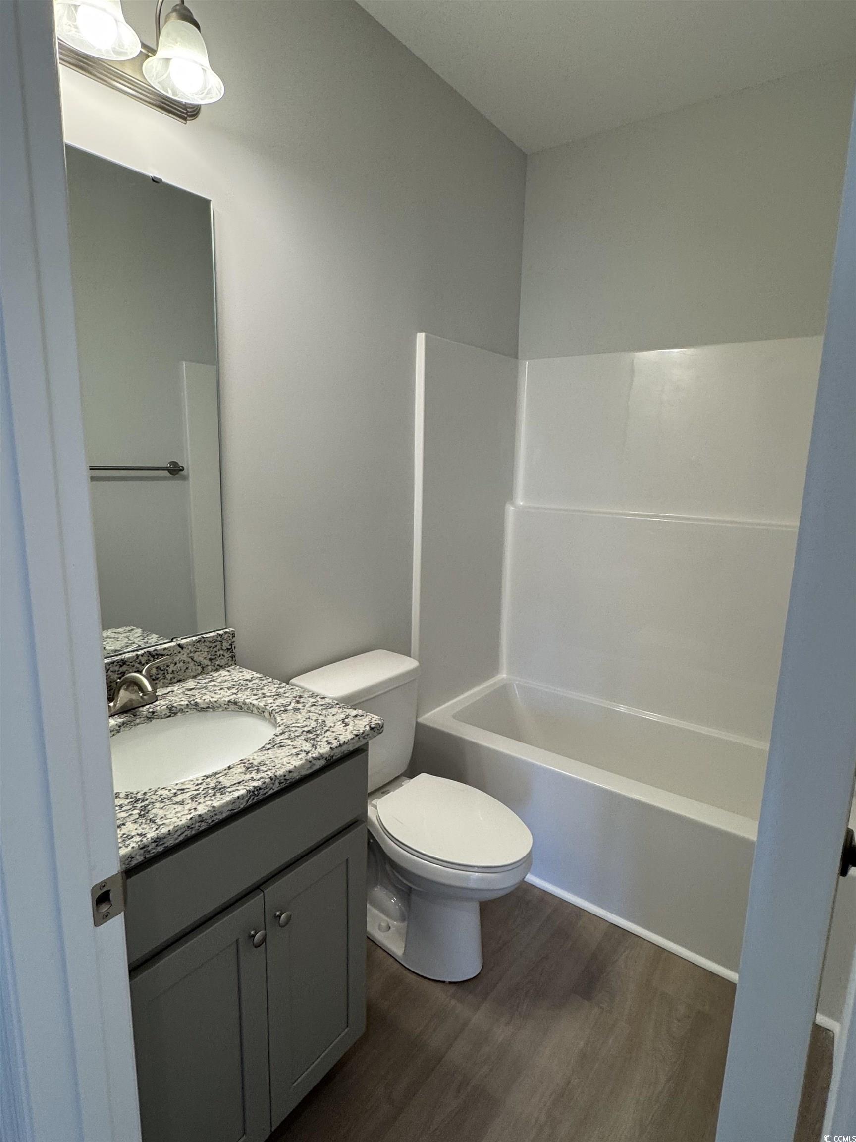 598 Shallow Cove Dr. Property Photo 15
