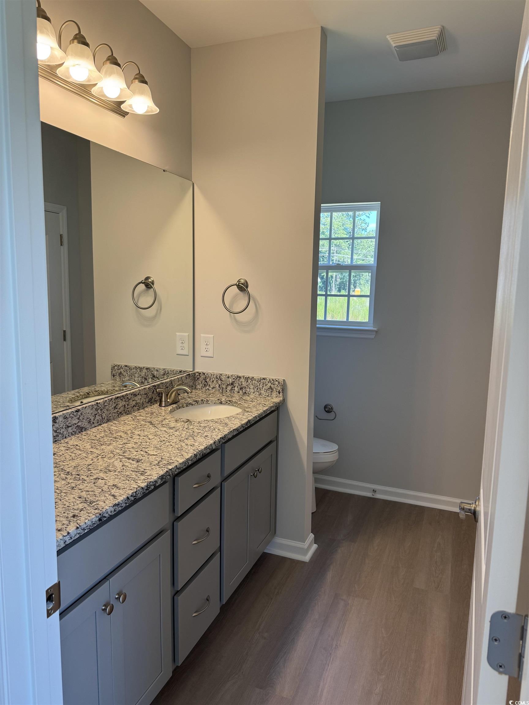 598 Shallow Cove Dr. Property Photo 20