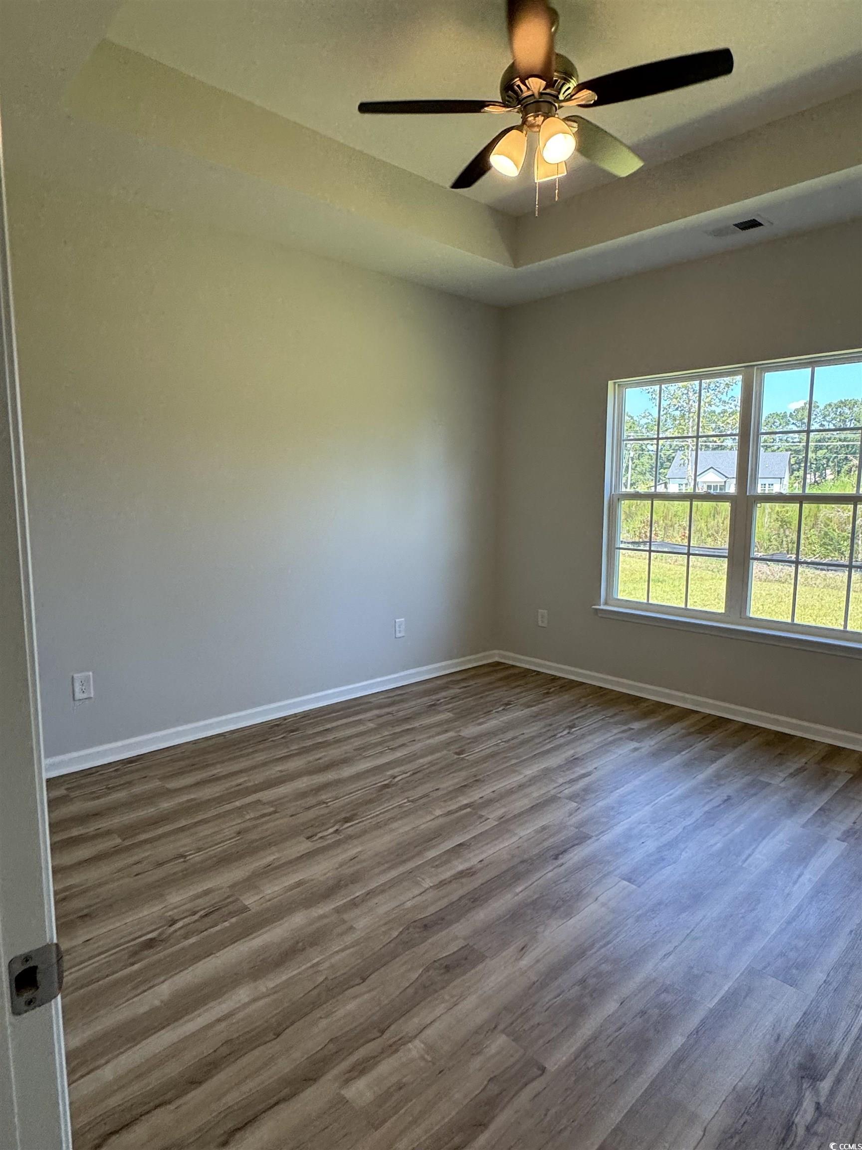 596 Shallow Cove Dr. Property Photo 11