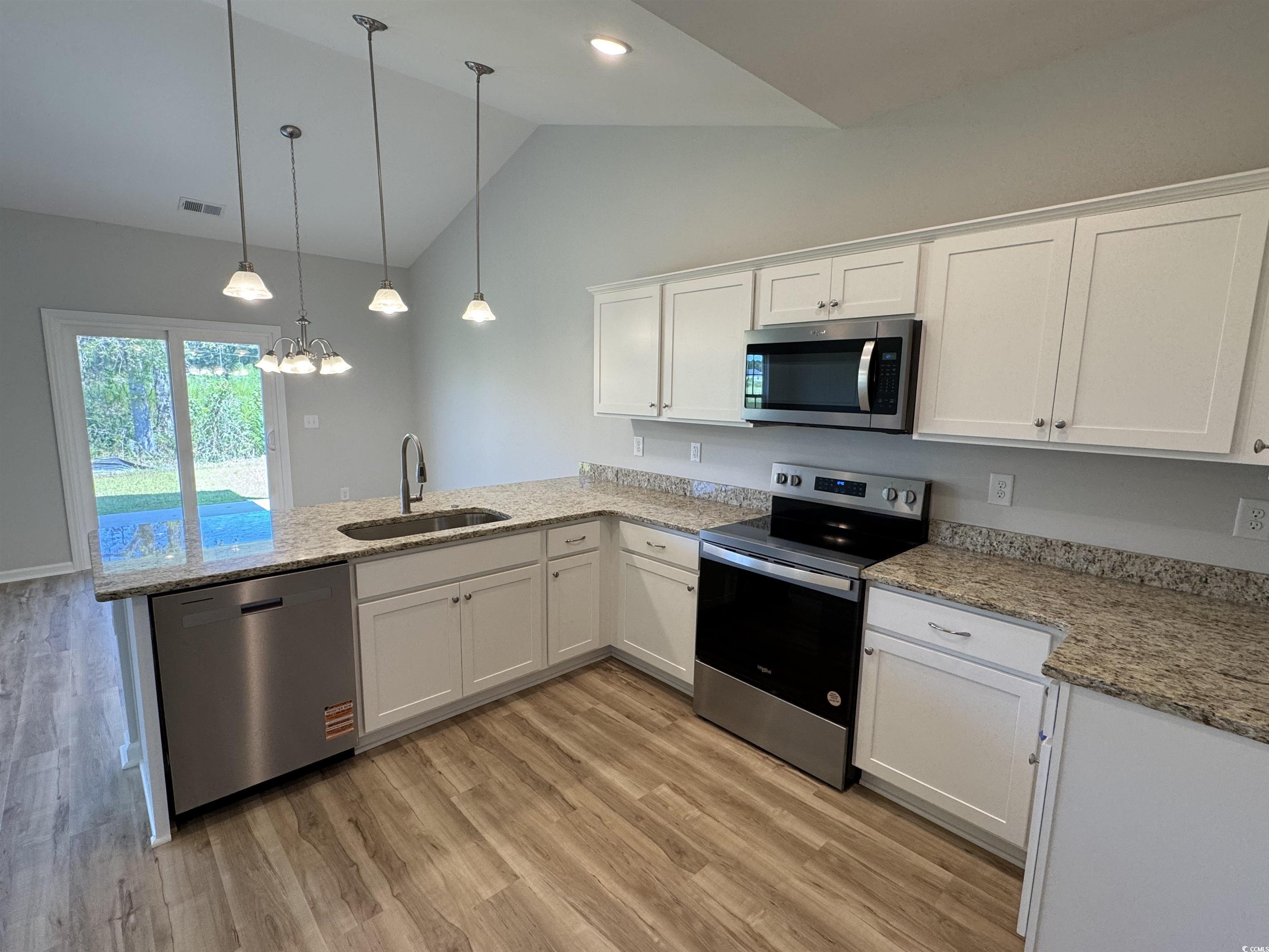 596 Shallow Cove Dr. Property Photo 15