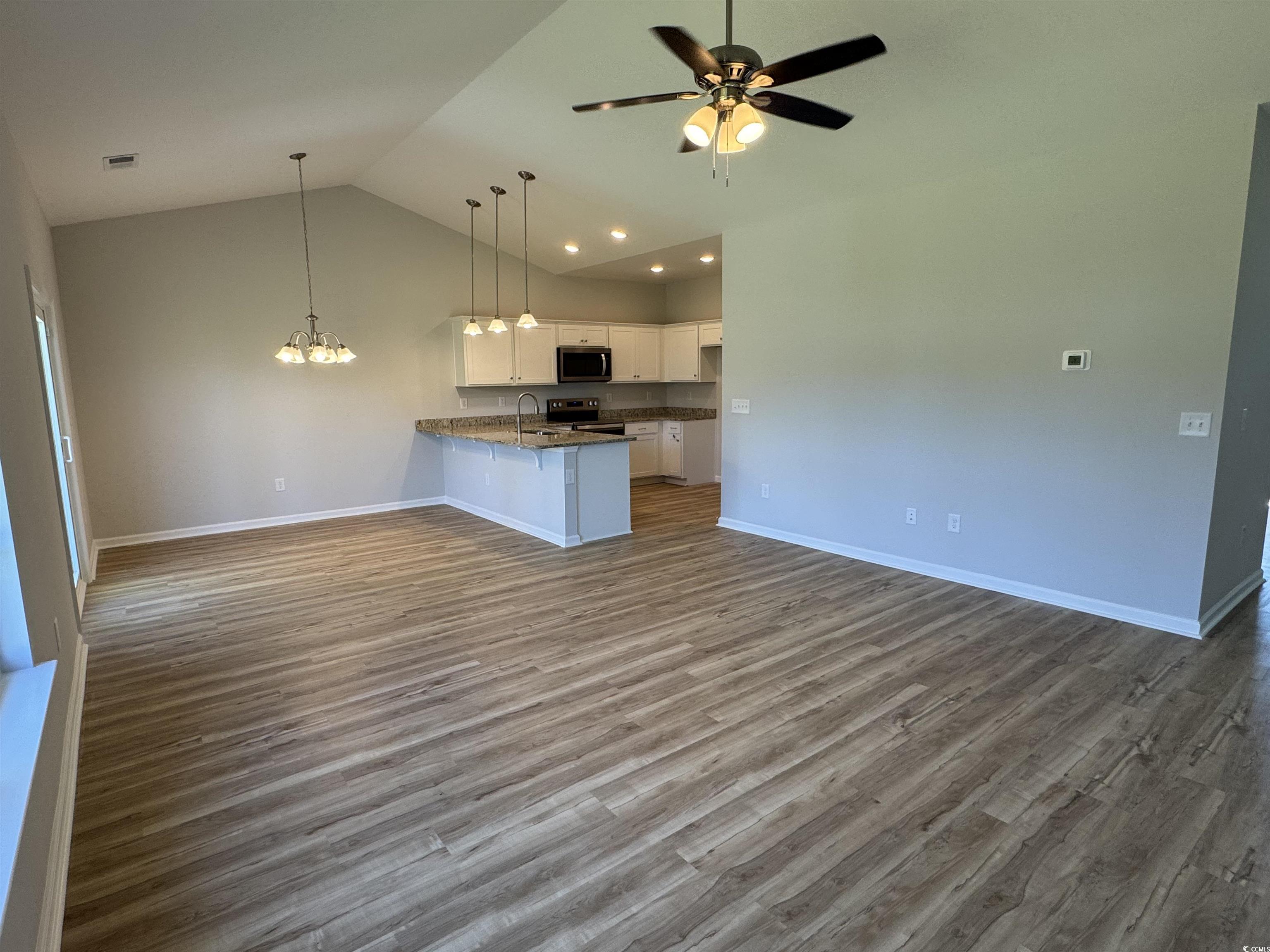 596 Shallow Cove Dr. Property Photo 18