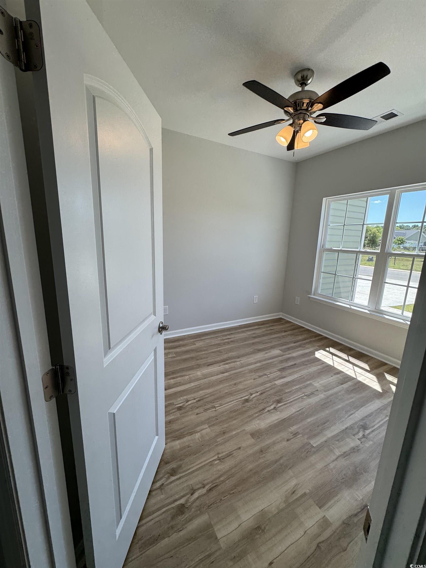 596 Shallow Cove Dr. Property Photo 24