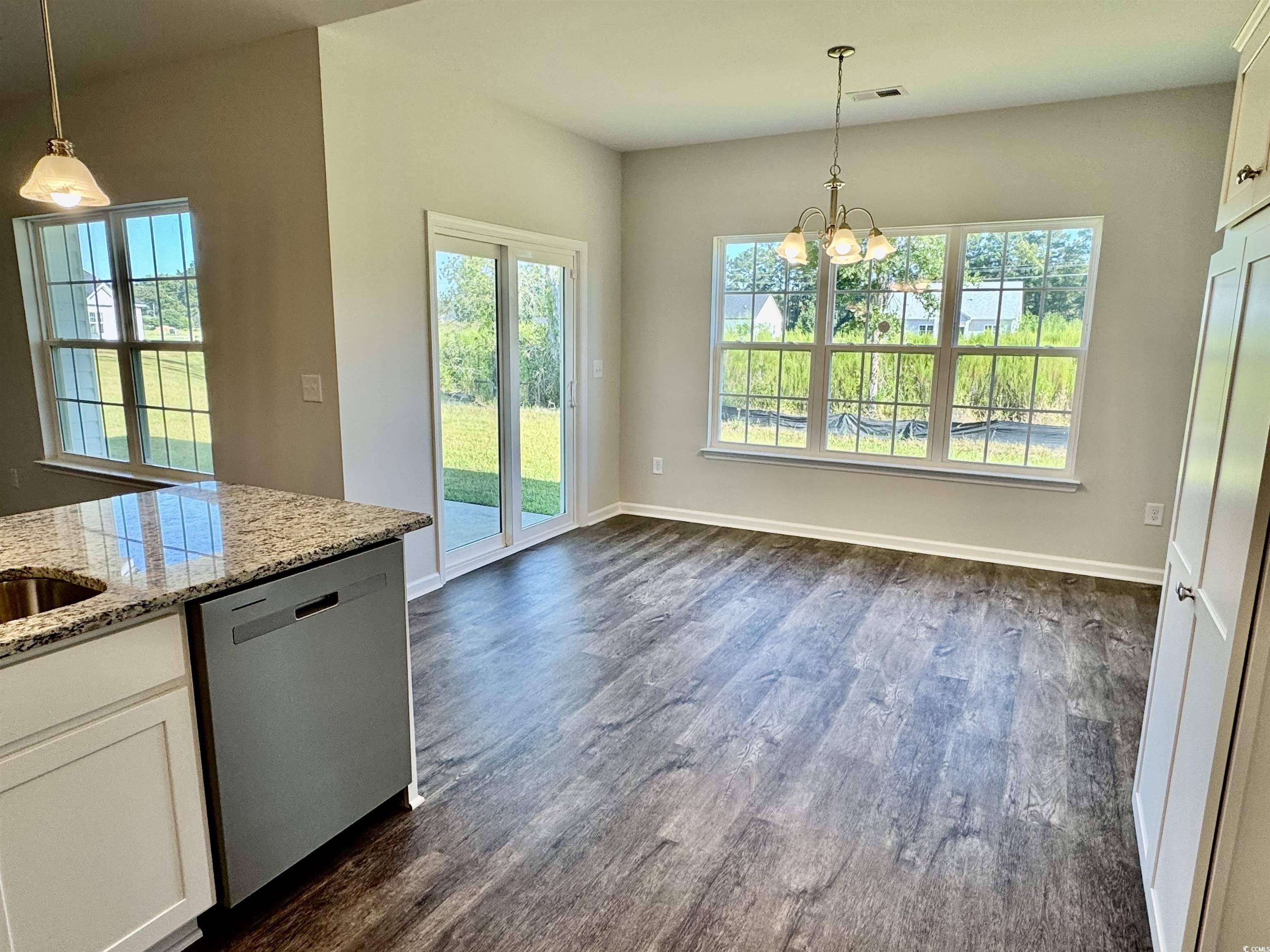594 Shallow Cove Dr. Property Photo 11