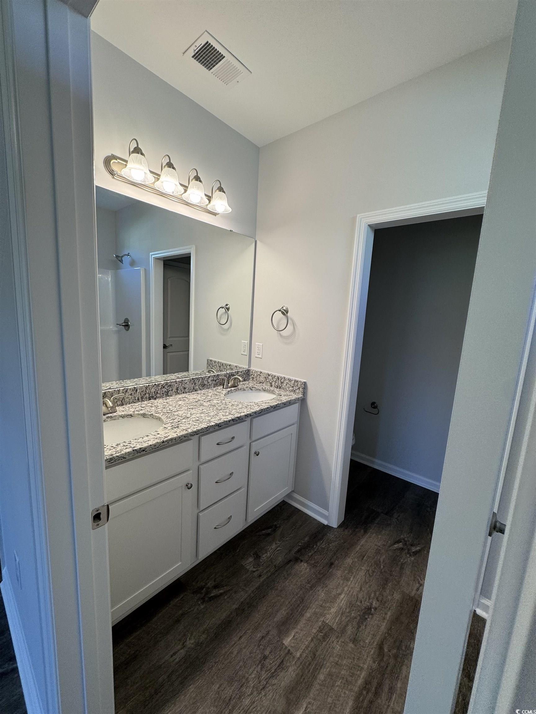 594 Shallow Cove Dr. Property Photo 22