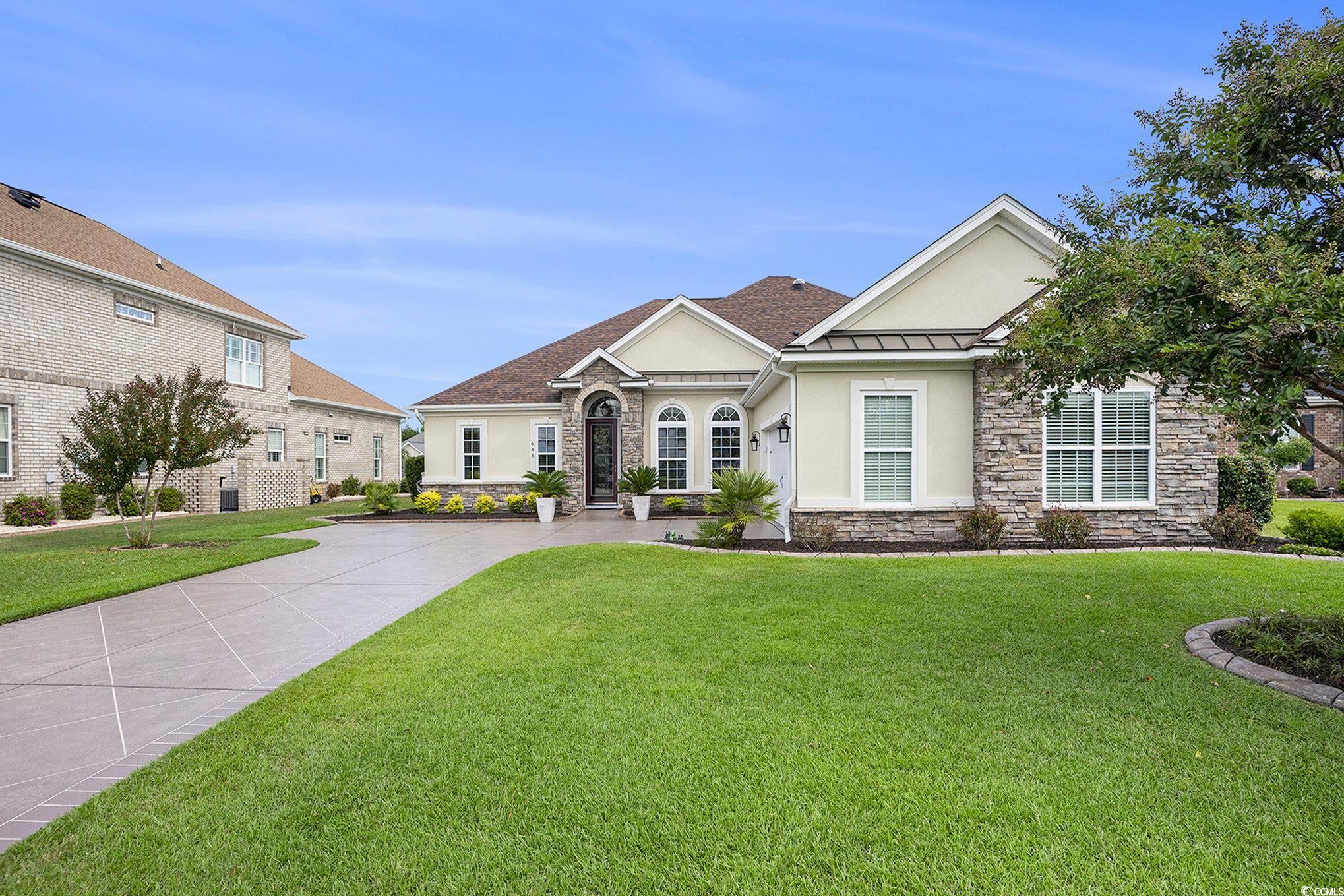 646 Uniola Dr. Property Photo