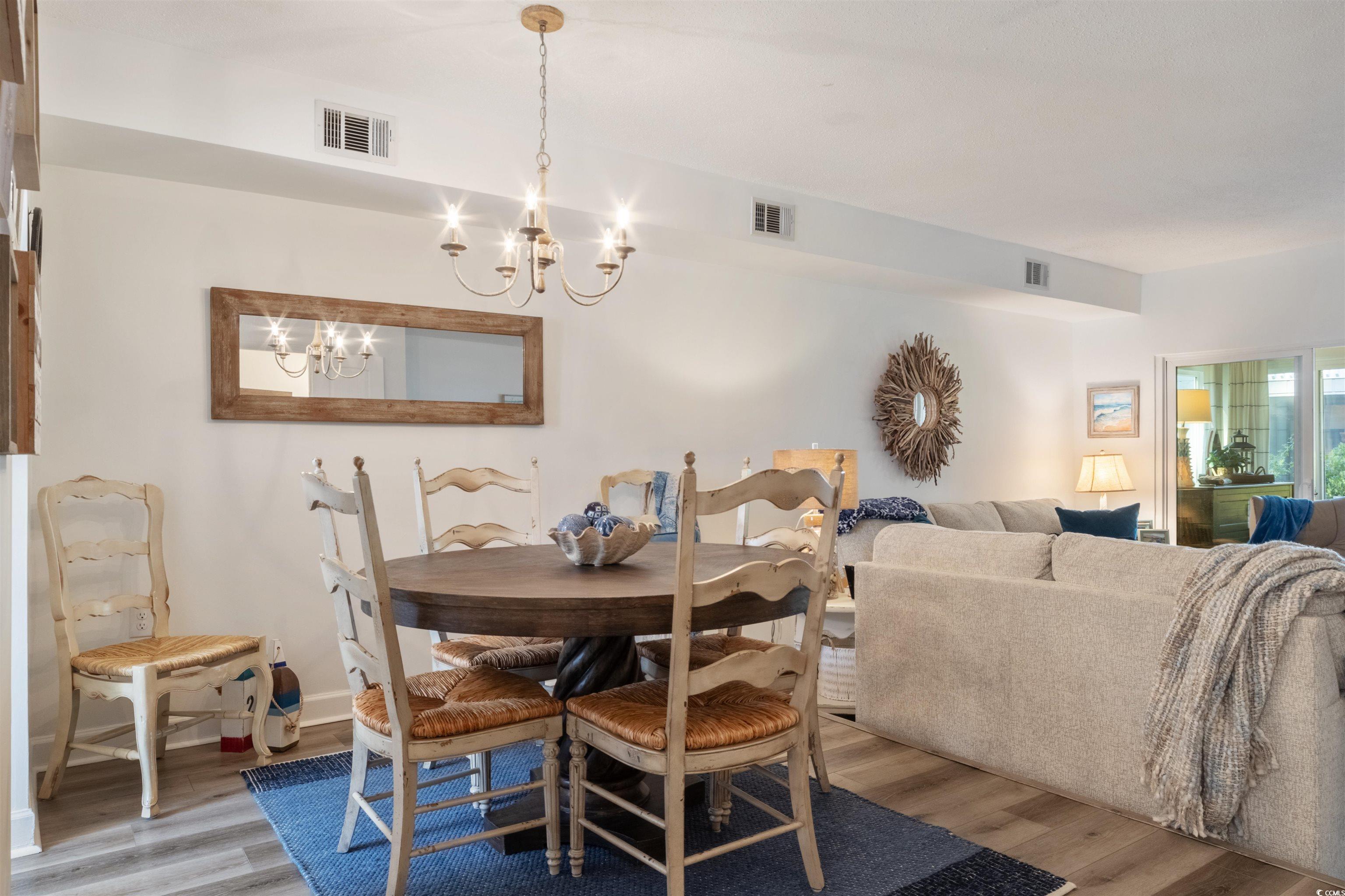 946 Villa Dr. Property Photo 10