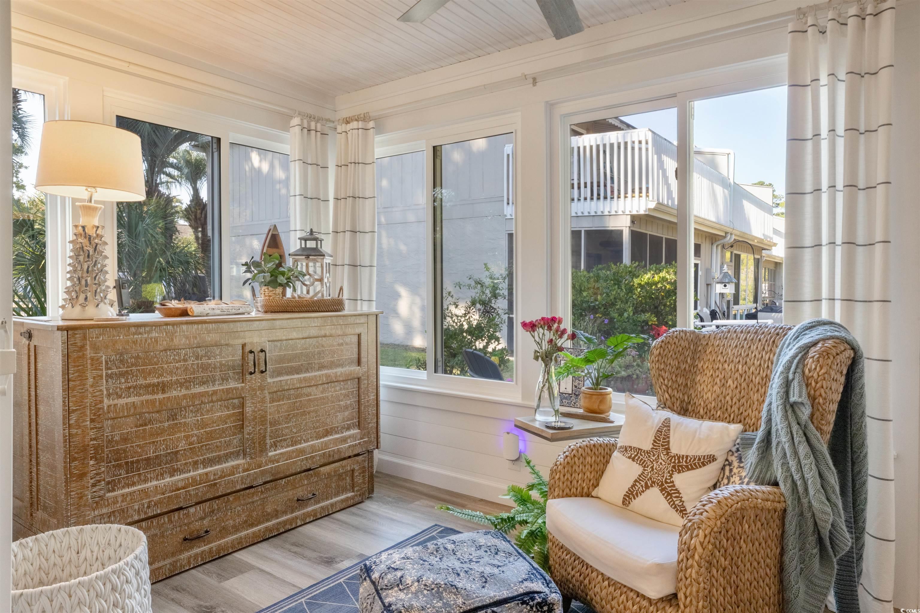 946 Villa Dr. Property Photo 15