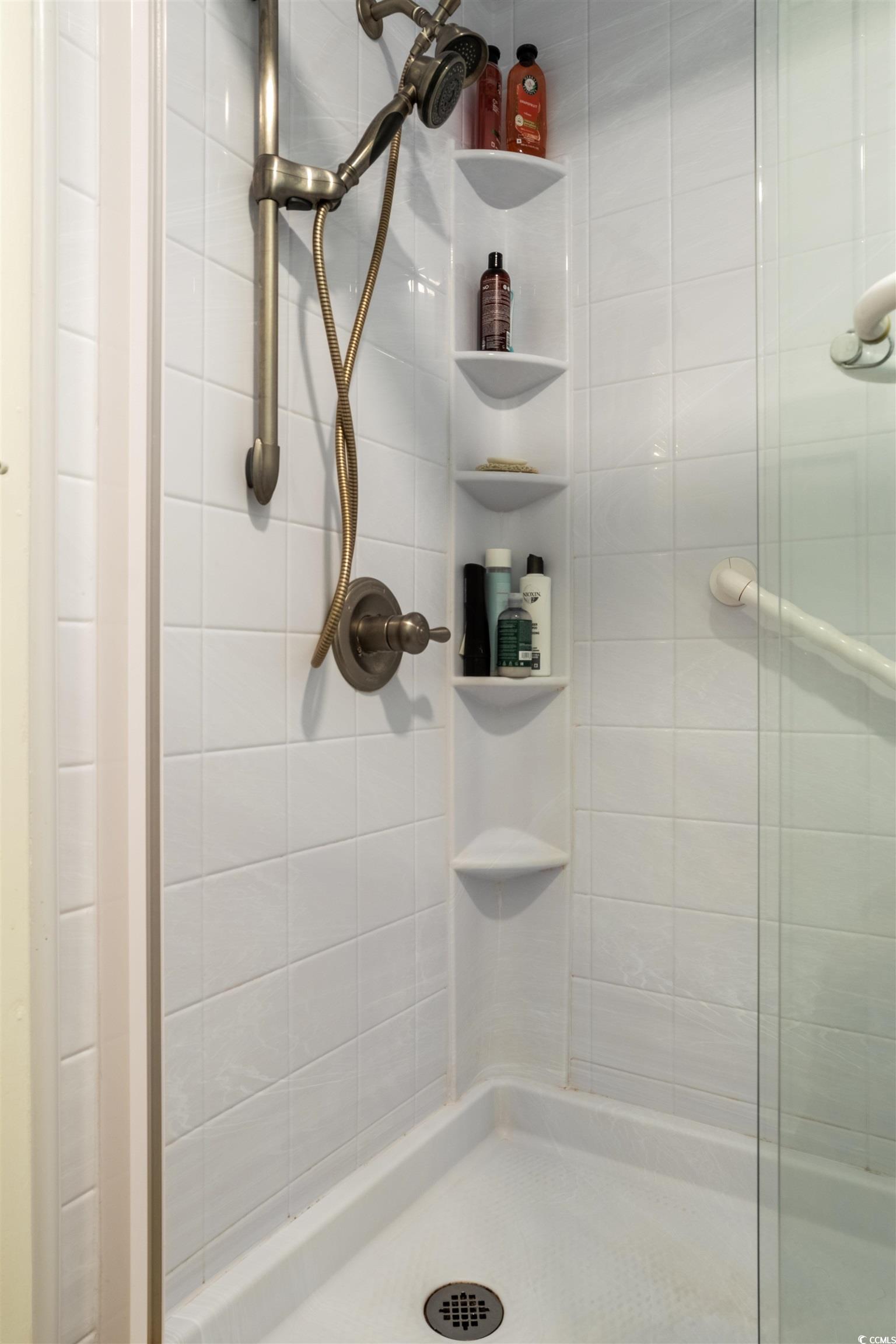 946 Villa Dr. Property Photo 26