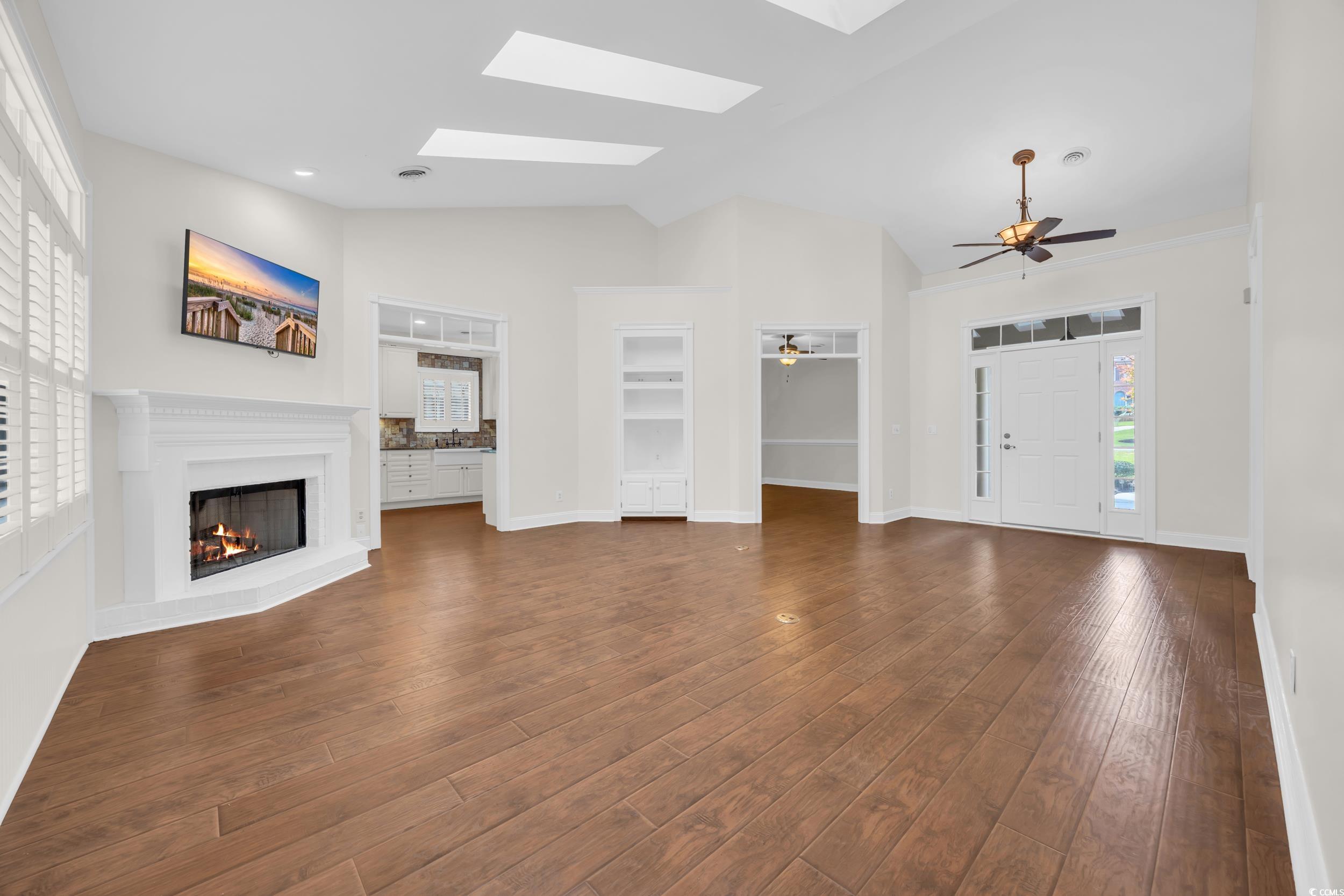 1176 Heritage Dr. Property Photo 2