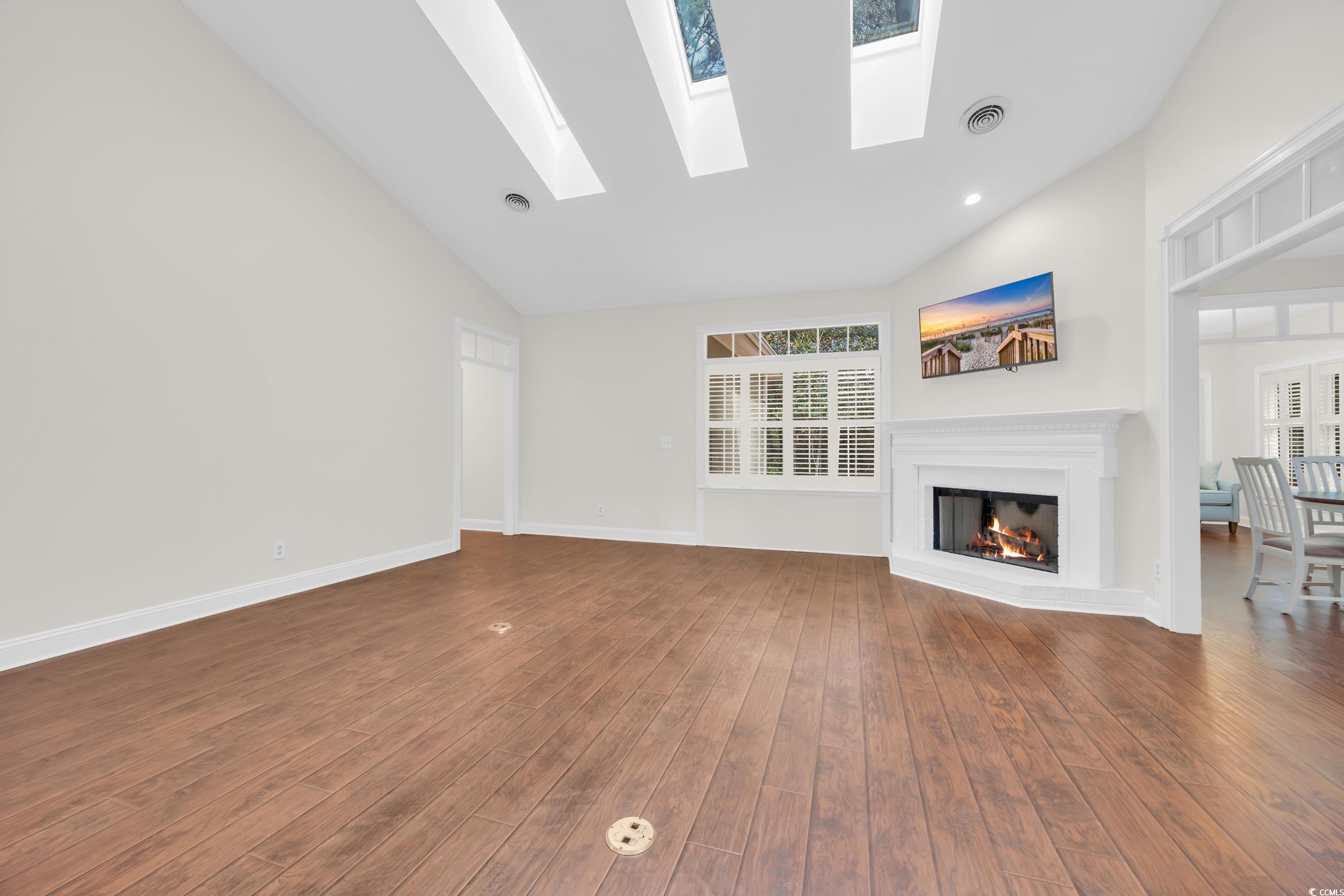 1176 Heritage Dr. Property Photo 8