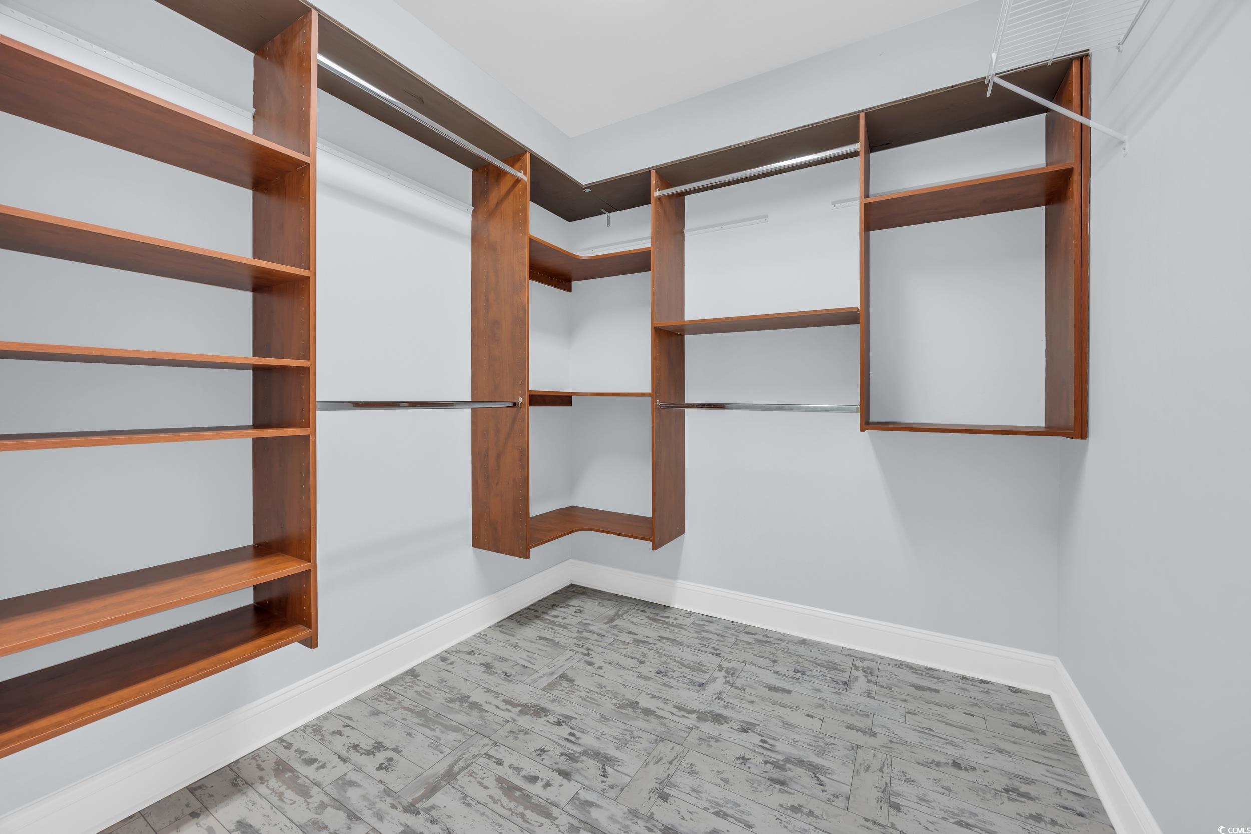 1176 Heritage Dr. Property Photo 29