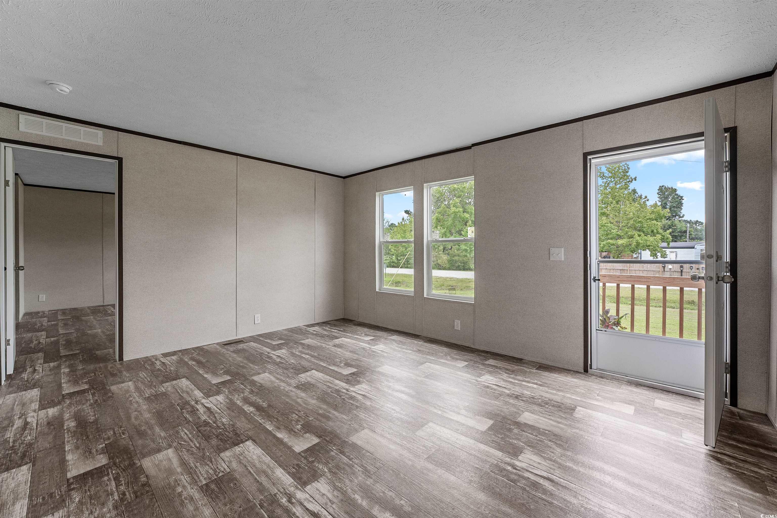 558 Swinton Rd. Property Photo 27