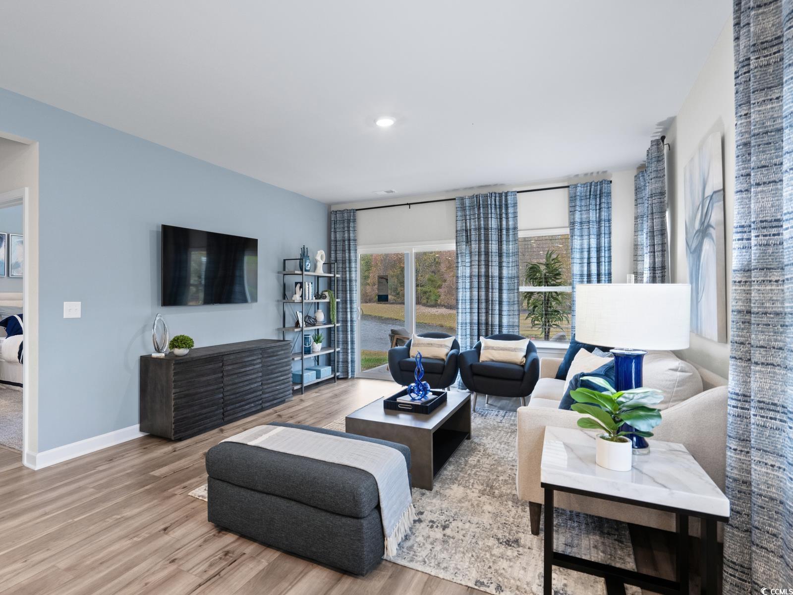 8217 Vibrant Loop Property Photo 5