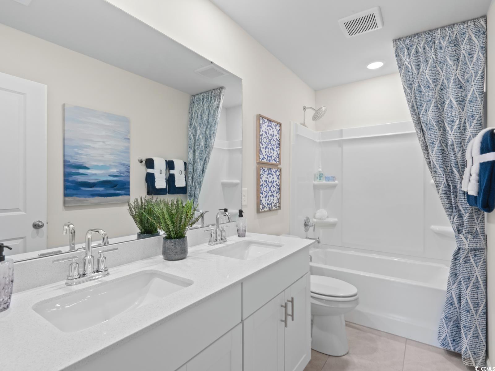 8217 Vibrant Loop Property Photo 7