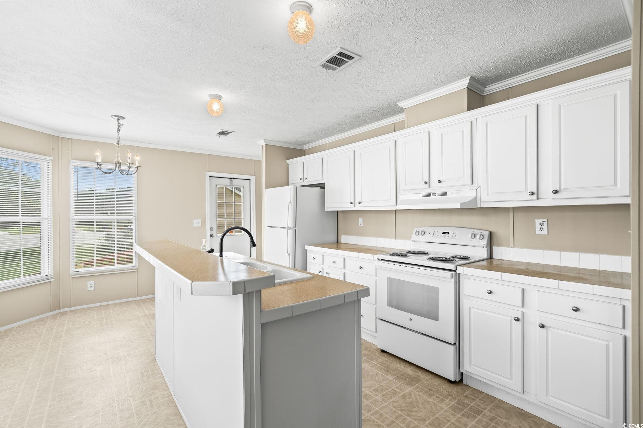 8944 Alexander Ct. Property Photo 12