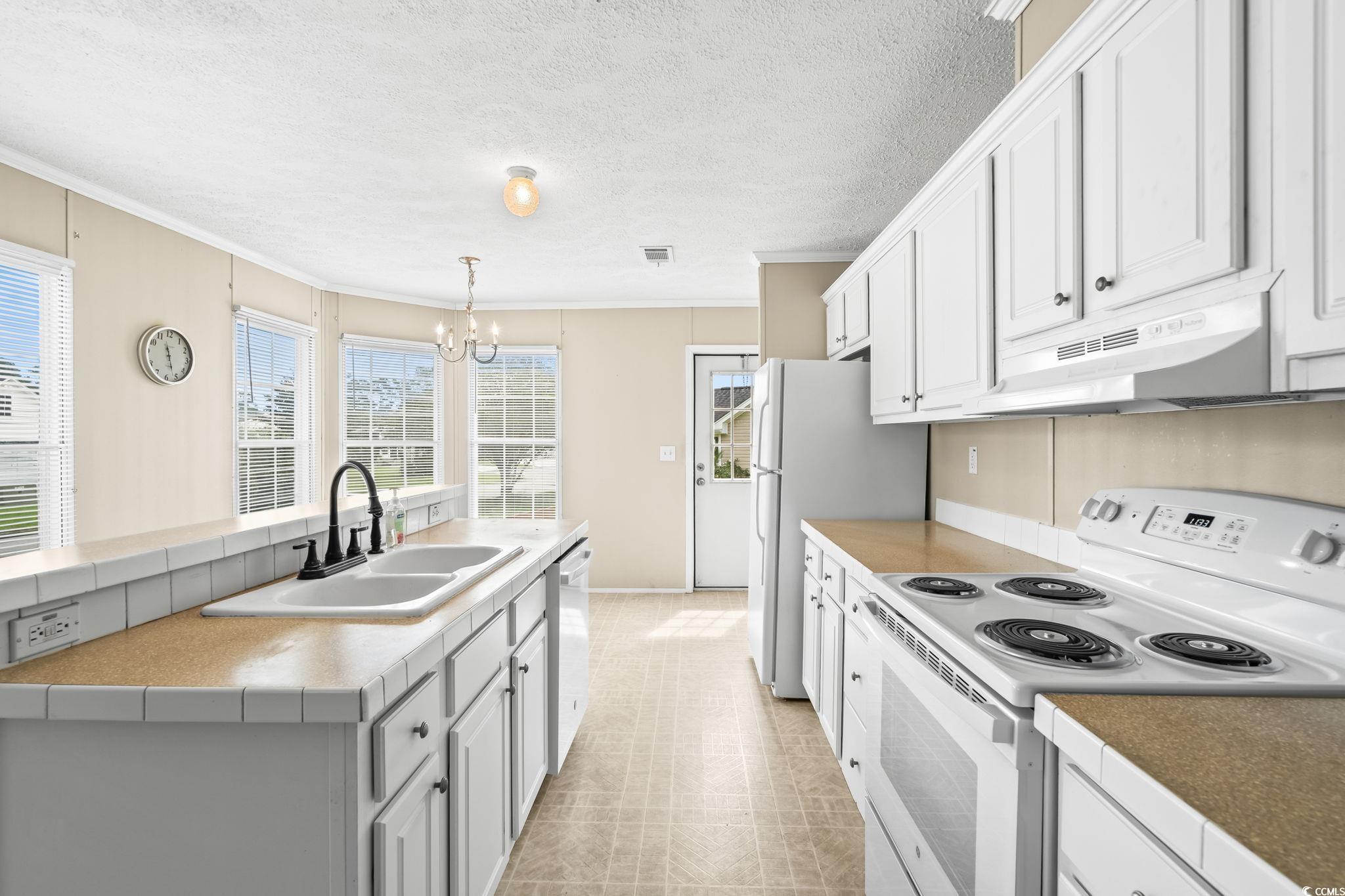 8944 Alexander Ct. Property Photo 17