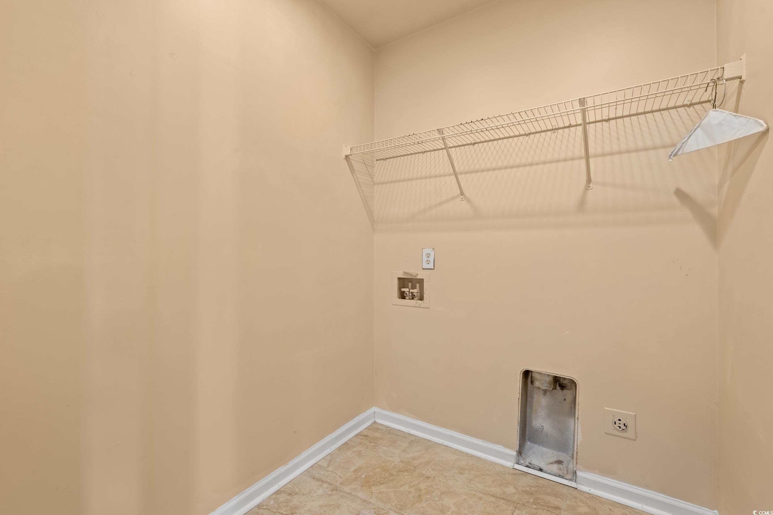 129 Ecum Secum Pl. Property Photo 31