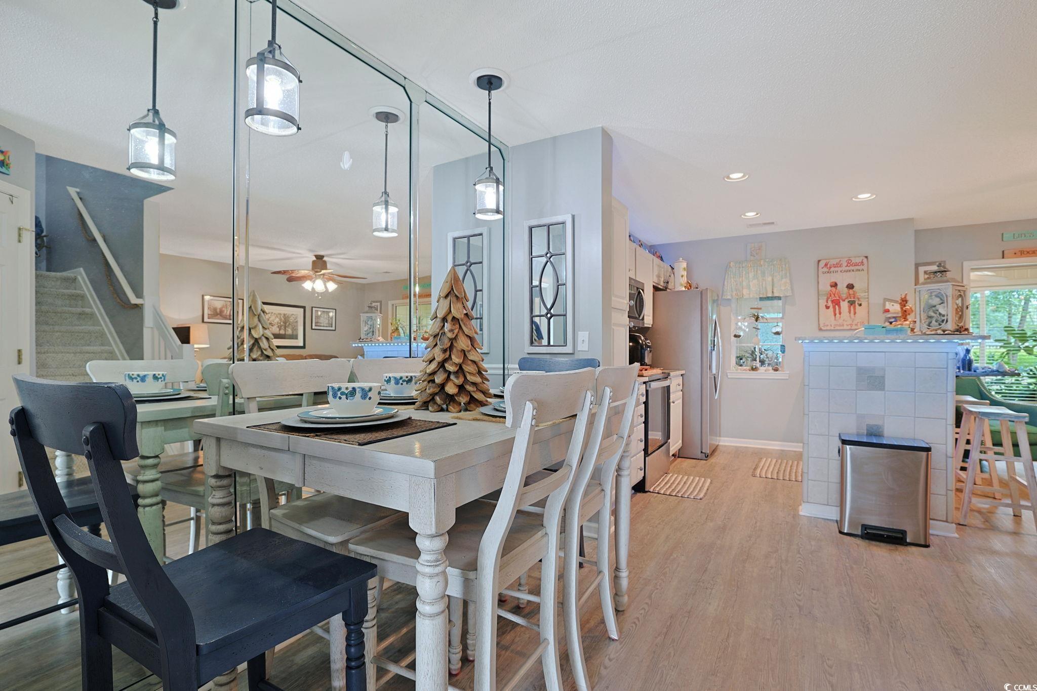 1048 Portico Loop Property Photo 7