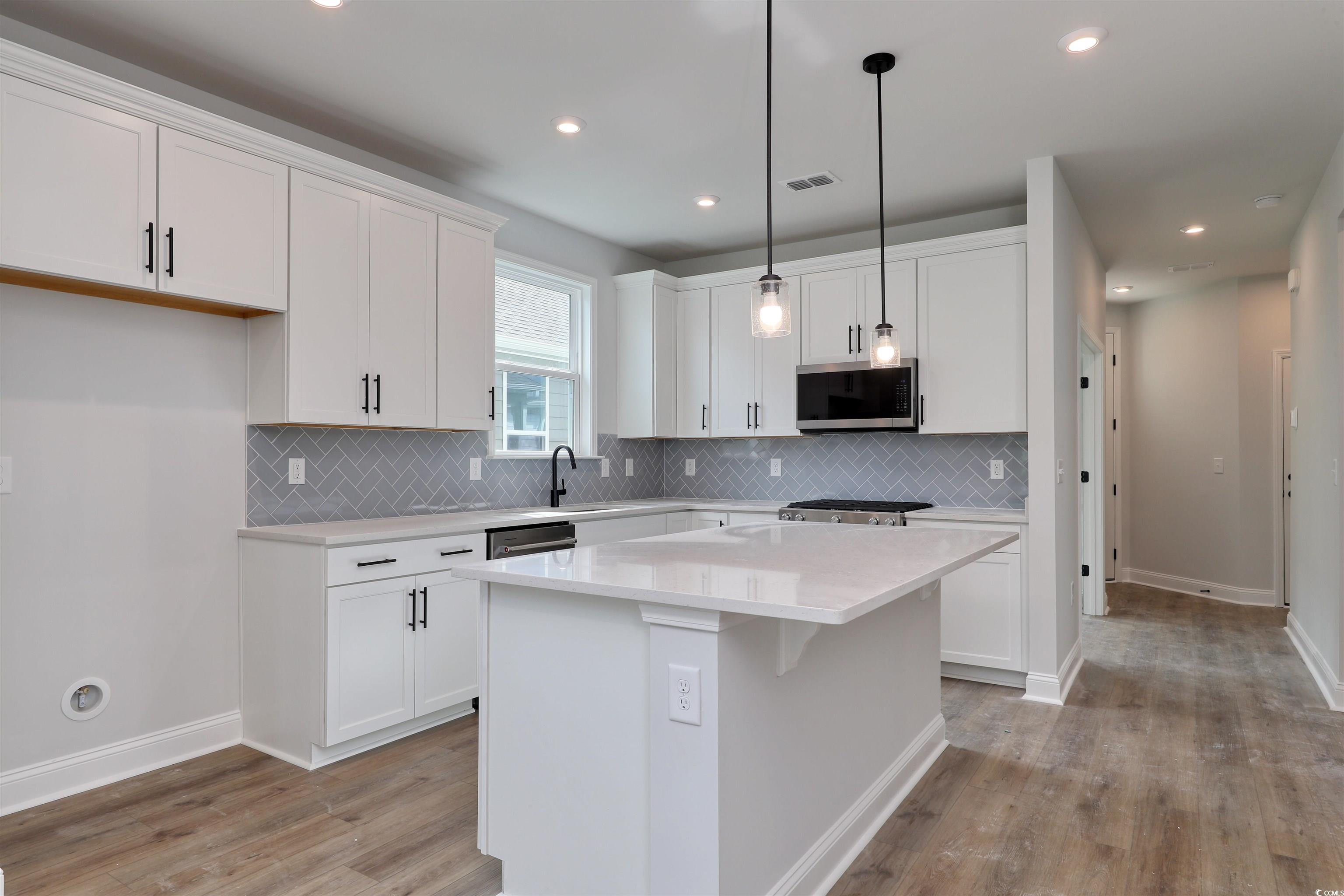 1181 Lady Bird Way Property Photo 8