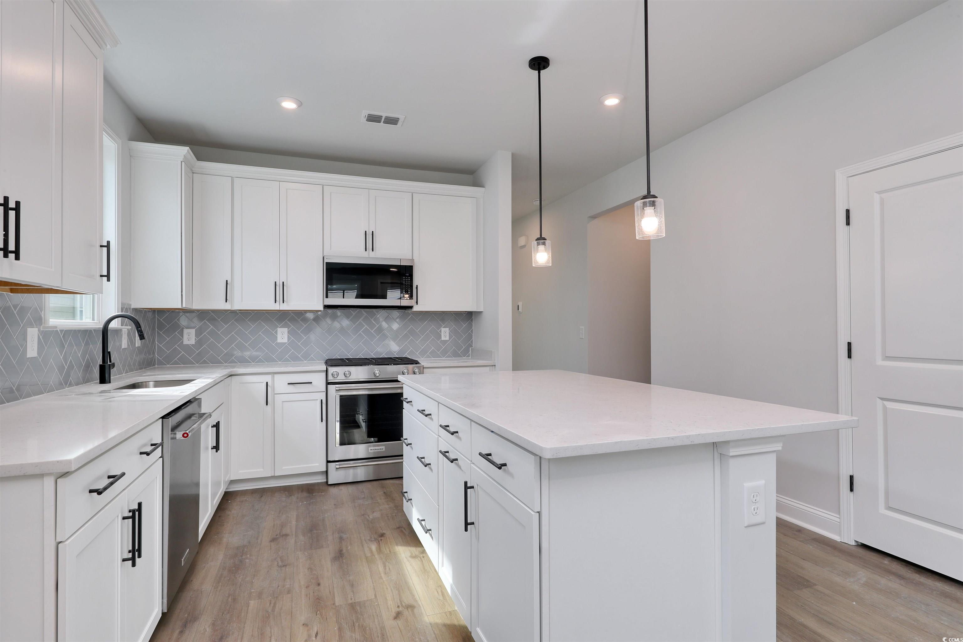 1181 Lady Bird Way Property Photo 9