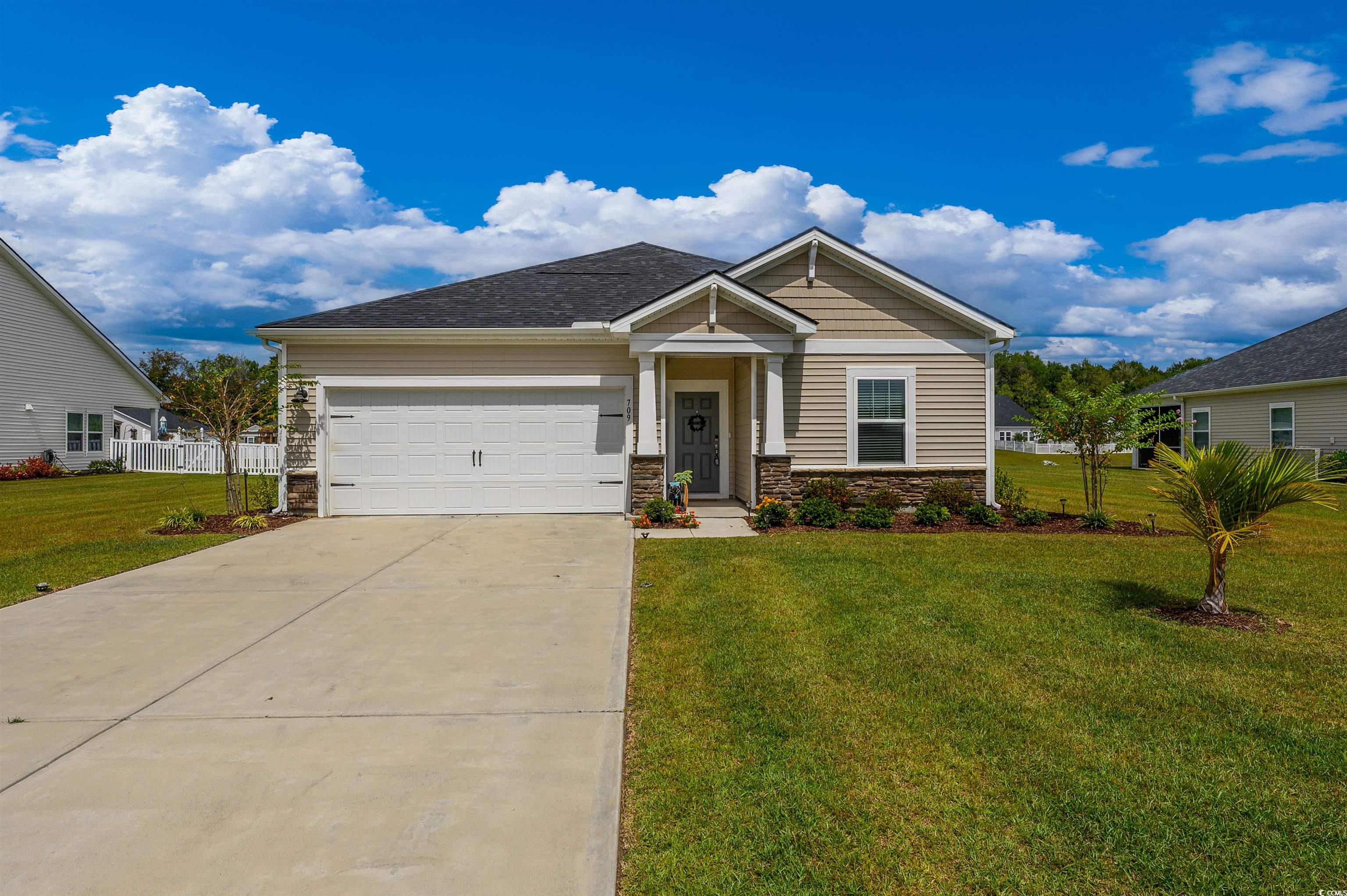 709 Lowell Avenue Dr. Property Photo 1