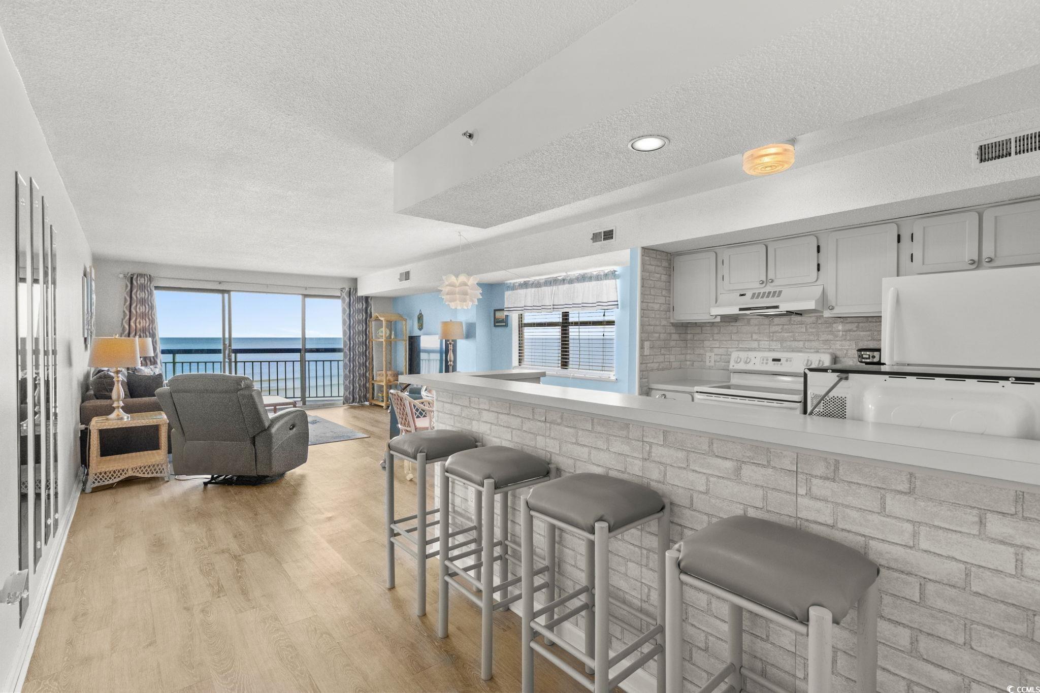 2500 N Ocean Blvd. Property Photo 3