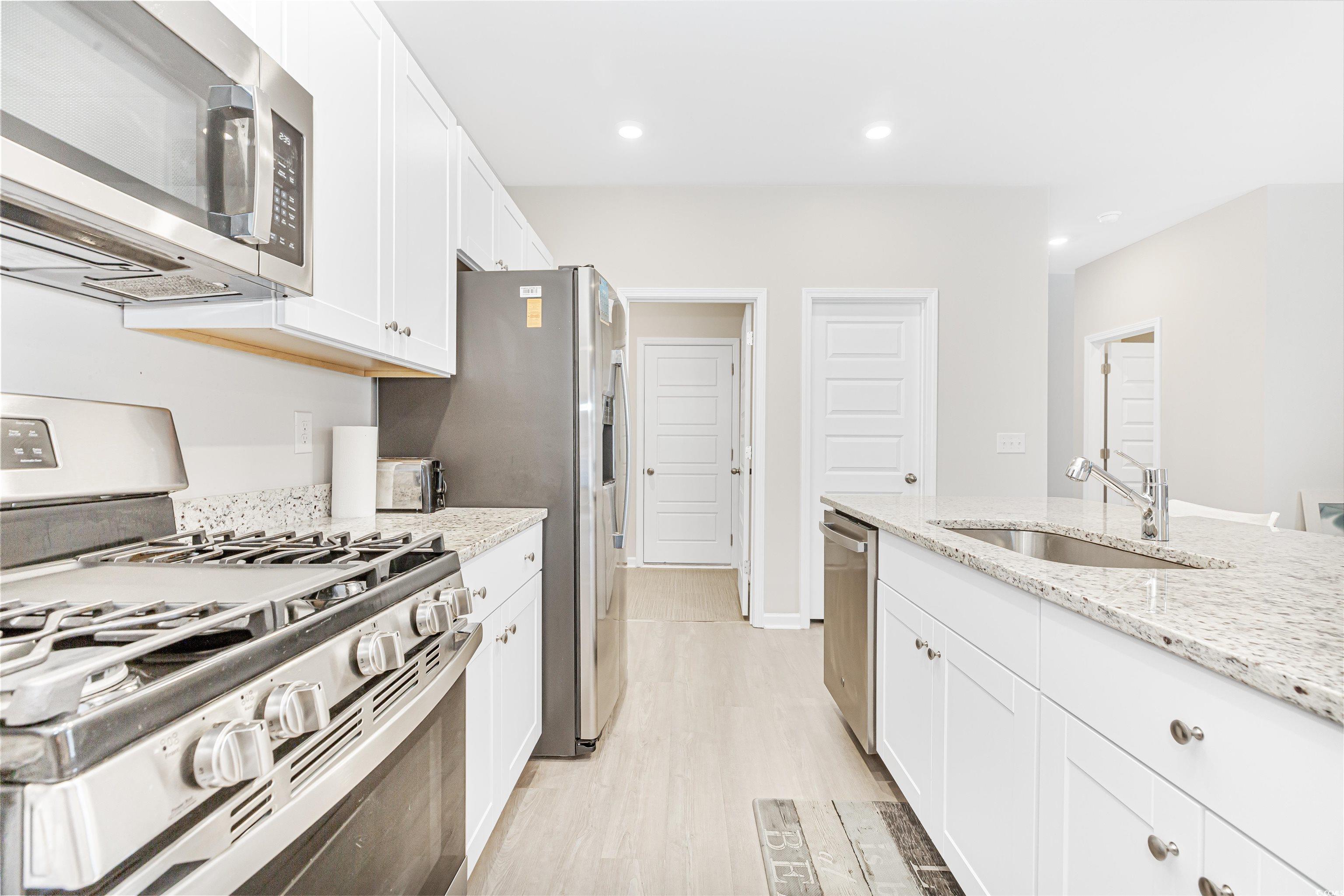 8196 Forest Edge Dr. Property Photo 4