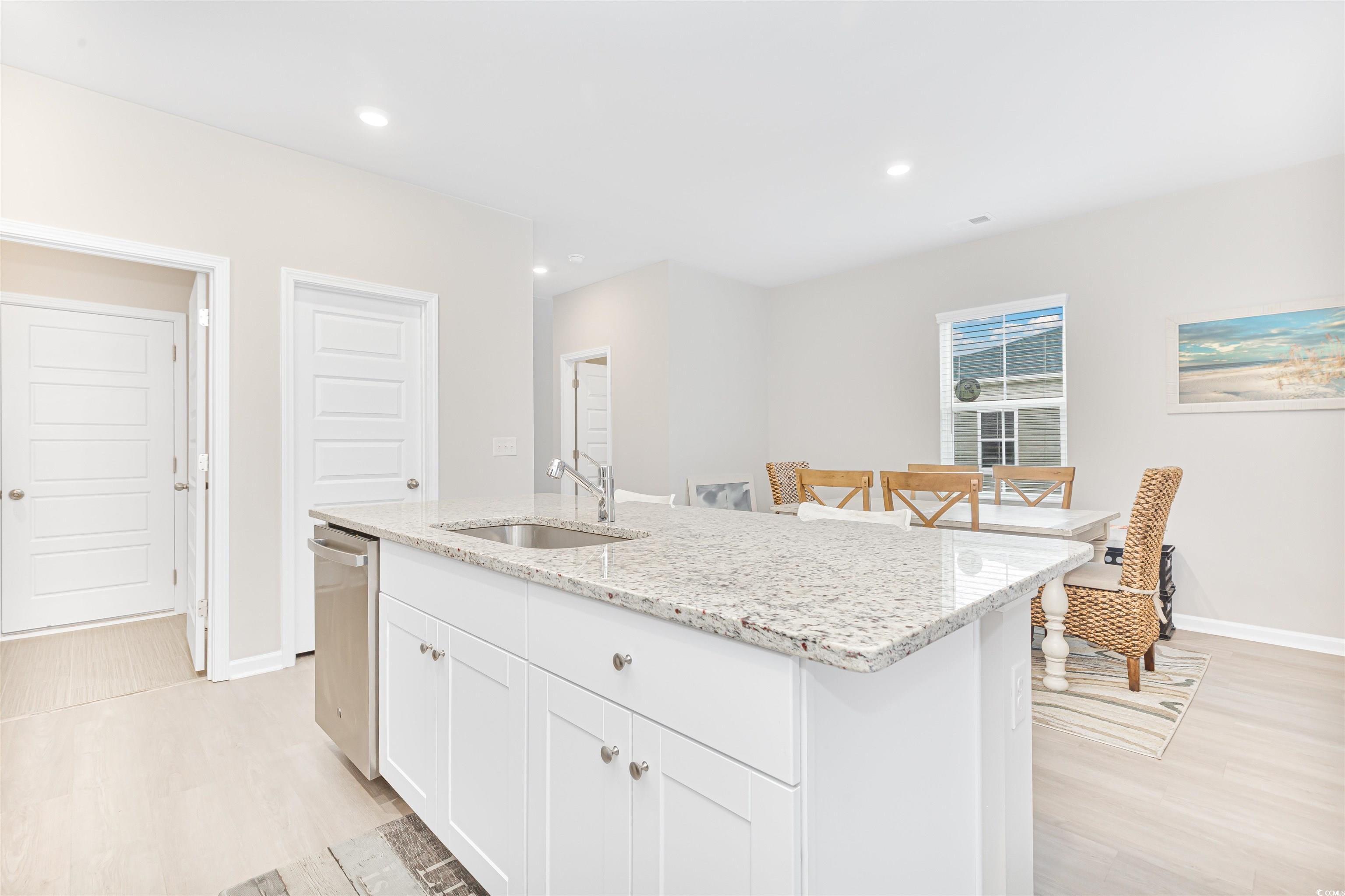 8196 Forest Edge Dr. Property Photo 5