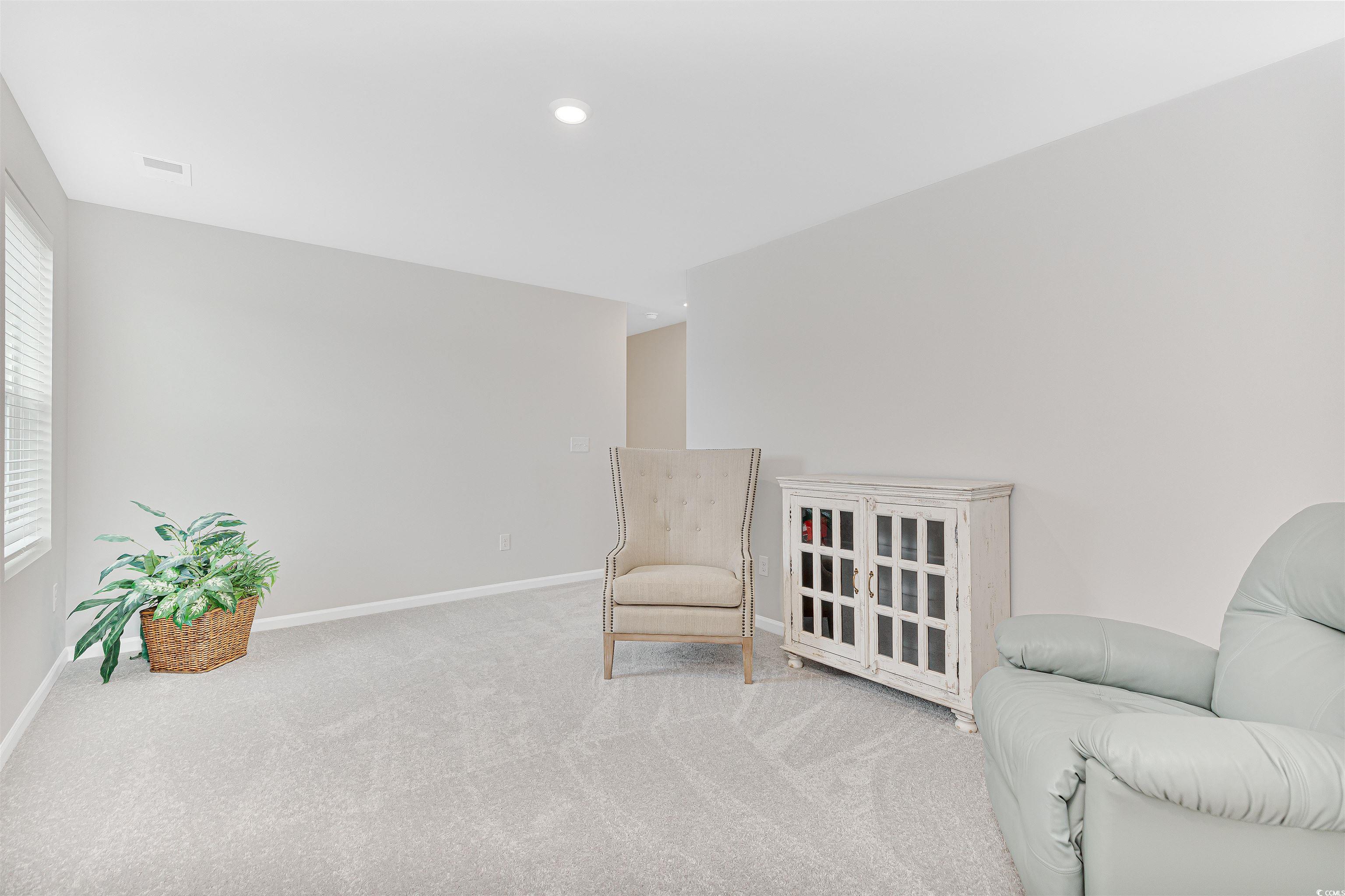 8196 Forest Edge Dr. Property Photo 21