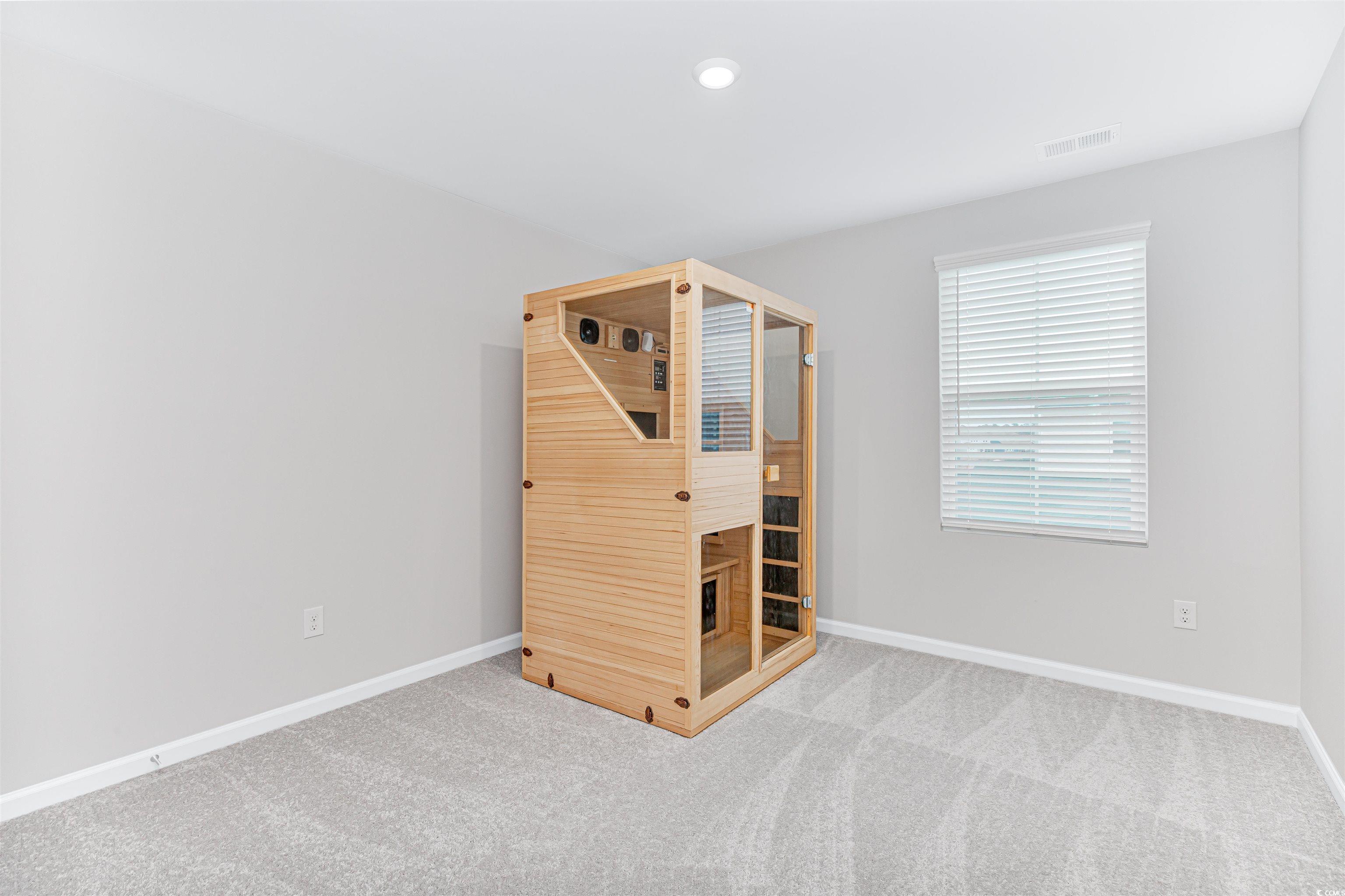 8196 Forest Edge Dr. Property Photo 28