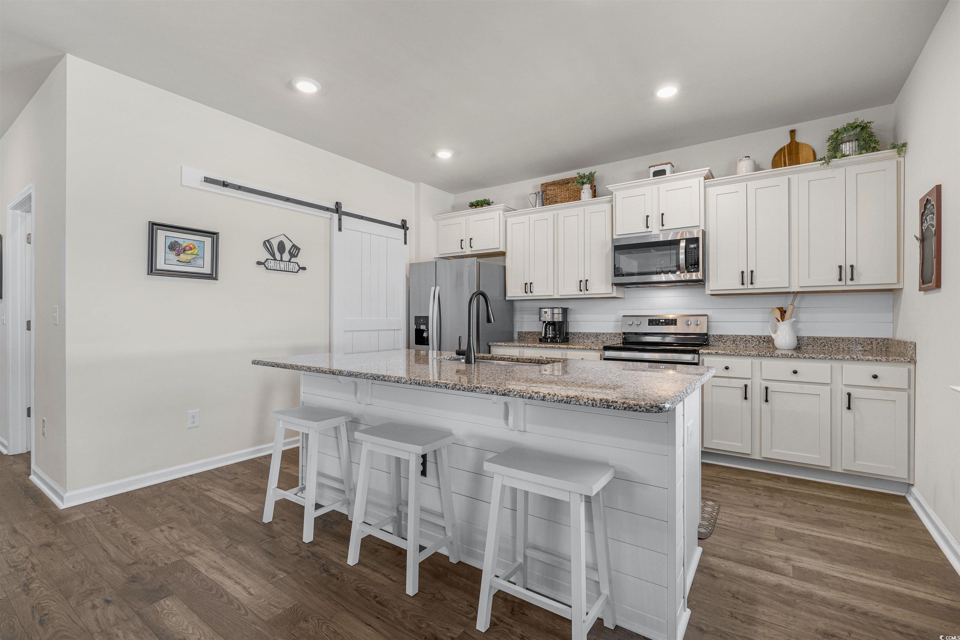 55 Porch Ln. Property Photo 3