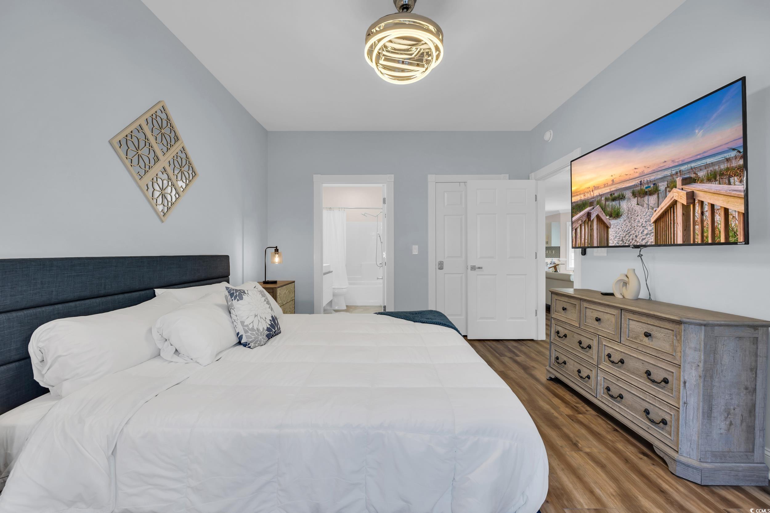 4821 Luster Leaf Circle Property Photo 4