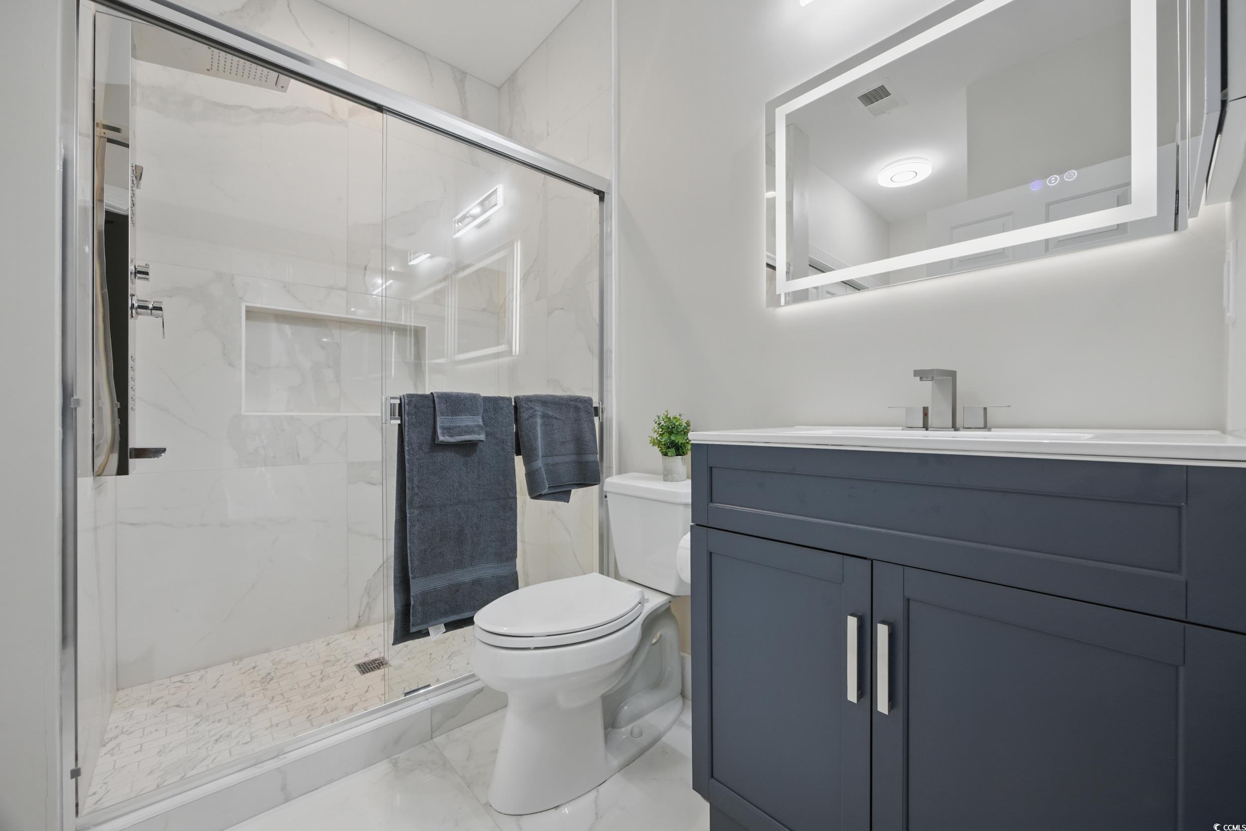 4821 Luster Leaf Circle Property Photo 9