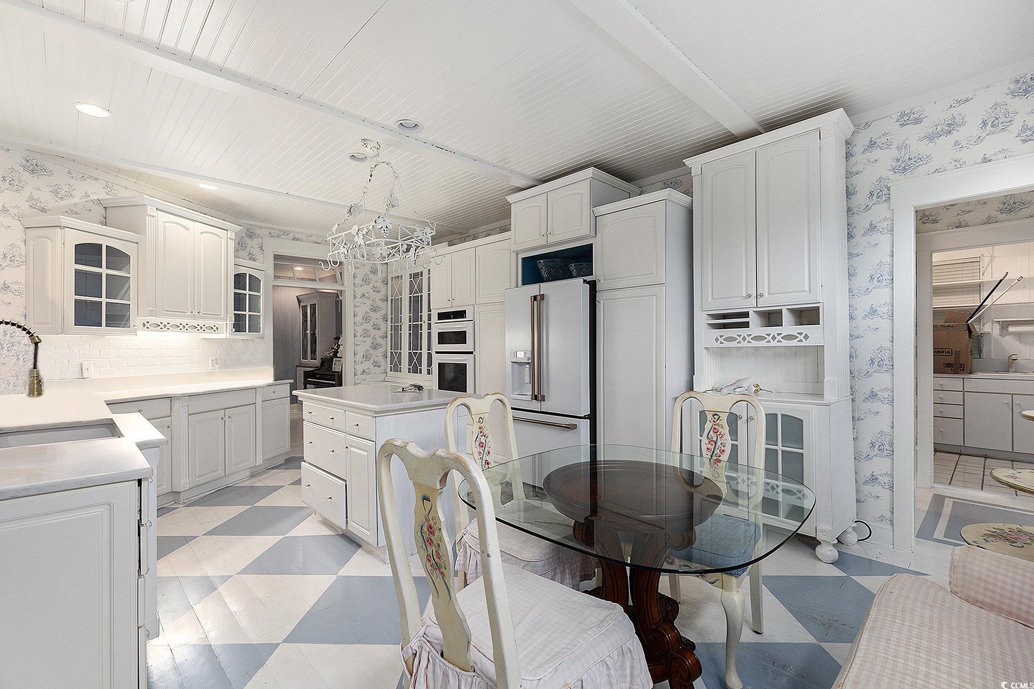 106 Edward Ave. Property Photo 11