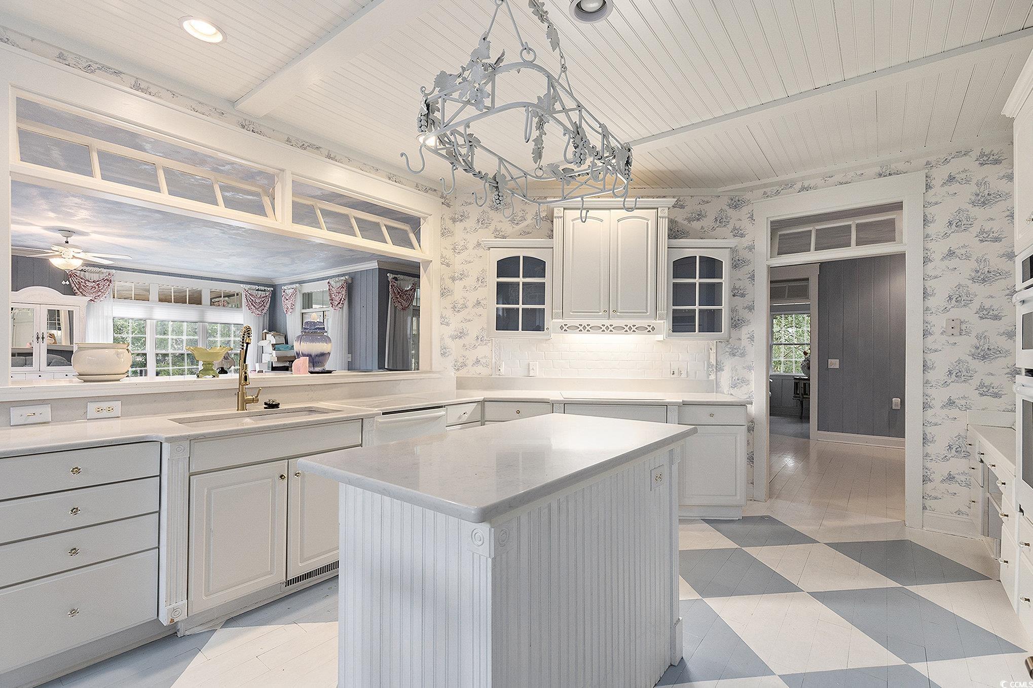 106 Edward Ave. Property Photo 12