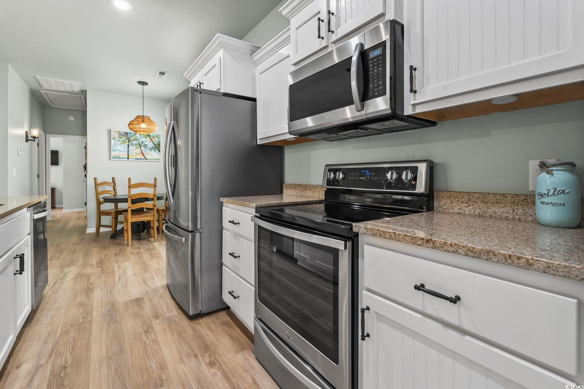 124 Weatherboard Ct. Property Photo 14