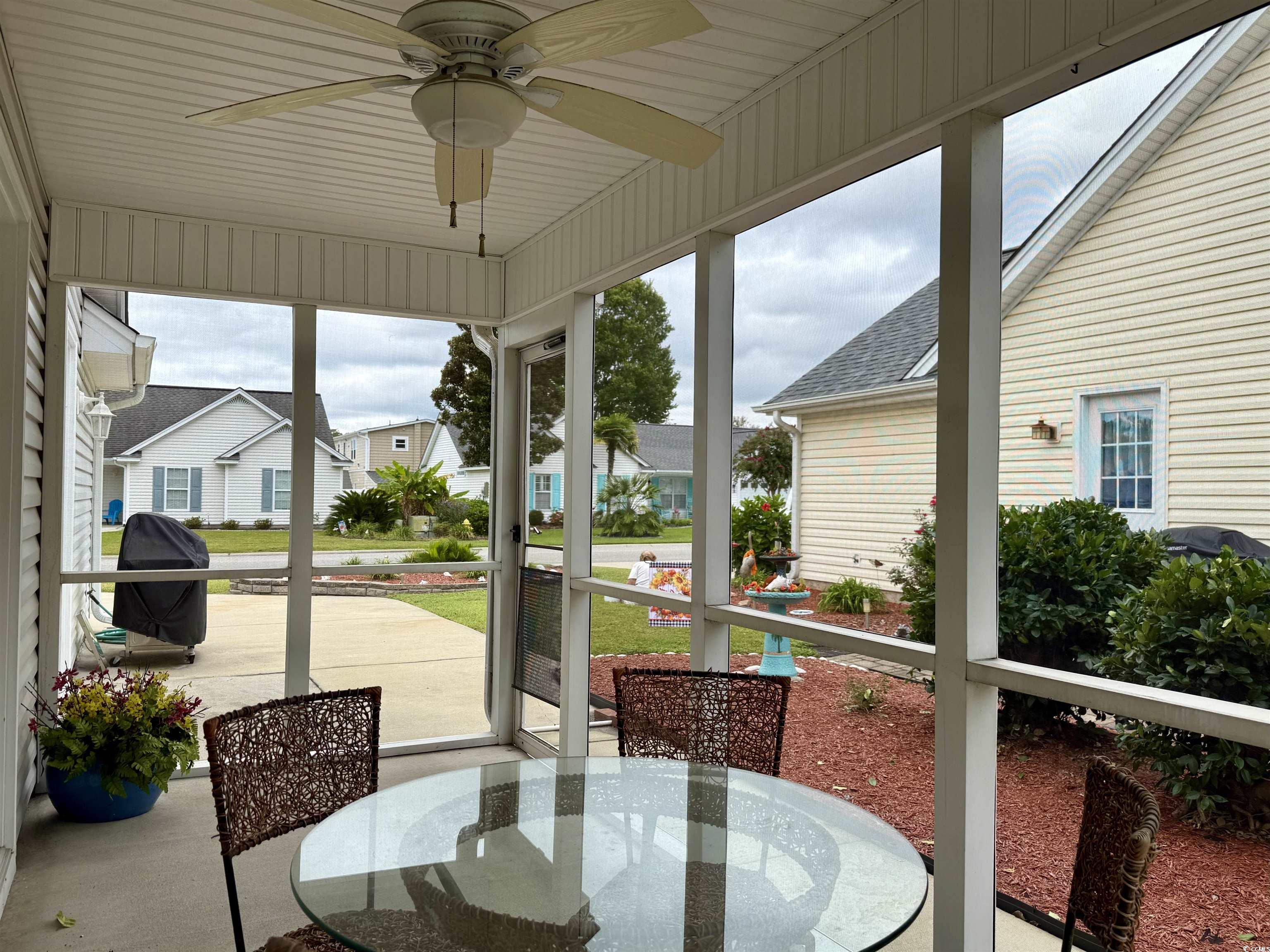 215 Melody Gardens Dr. Property Photo 28