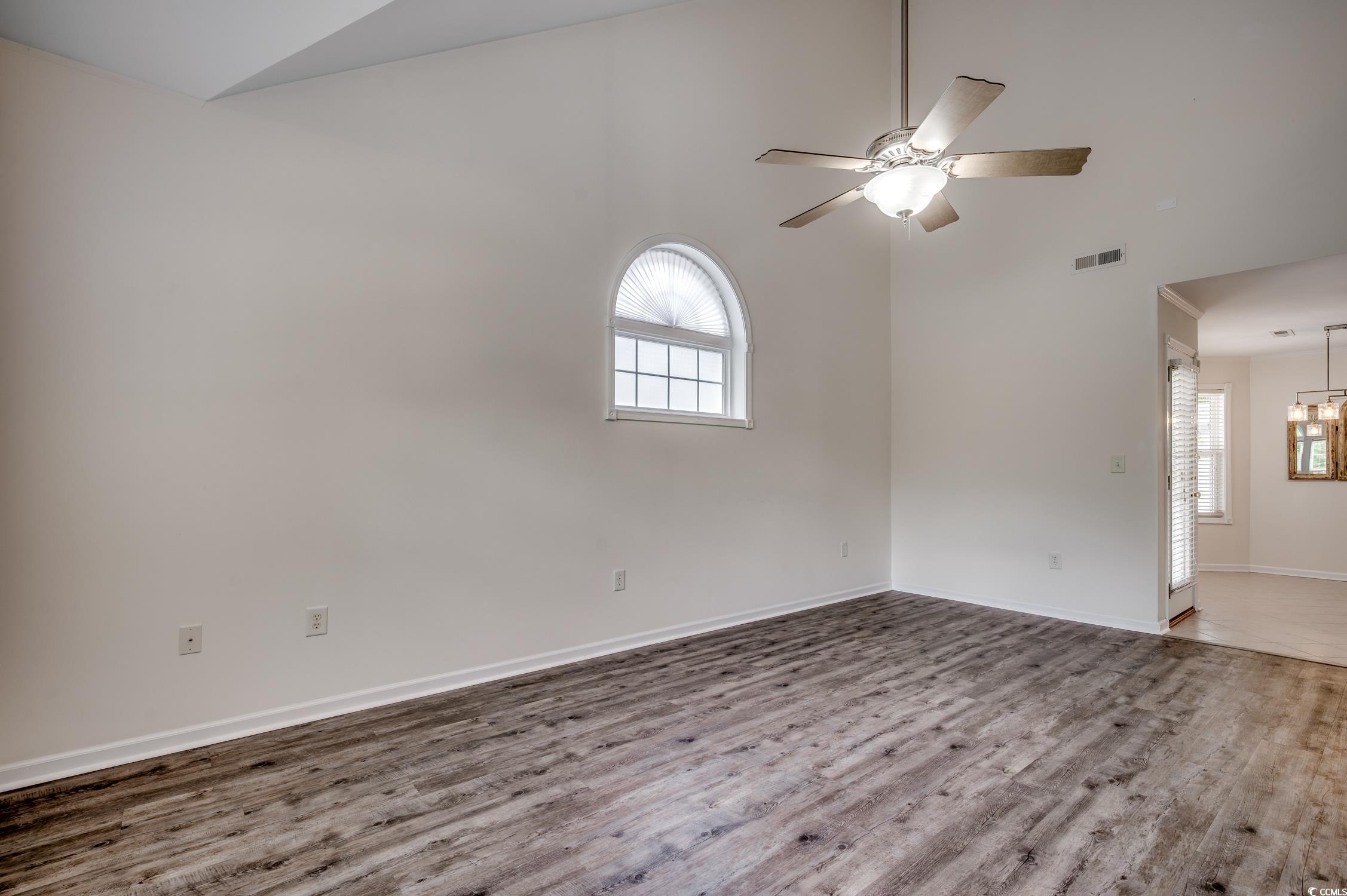 618 Cypress Dr. Property Photo 3