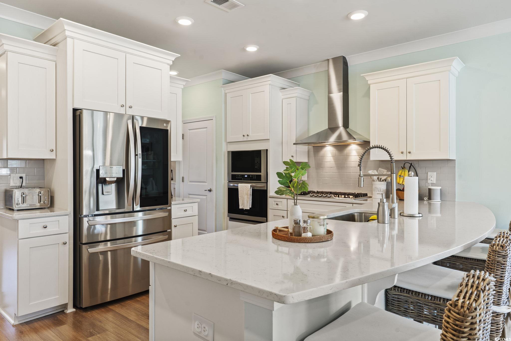 196 Sago Palm Dr. Property Photo 2