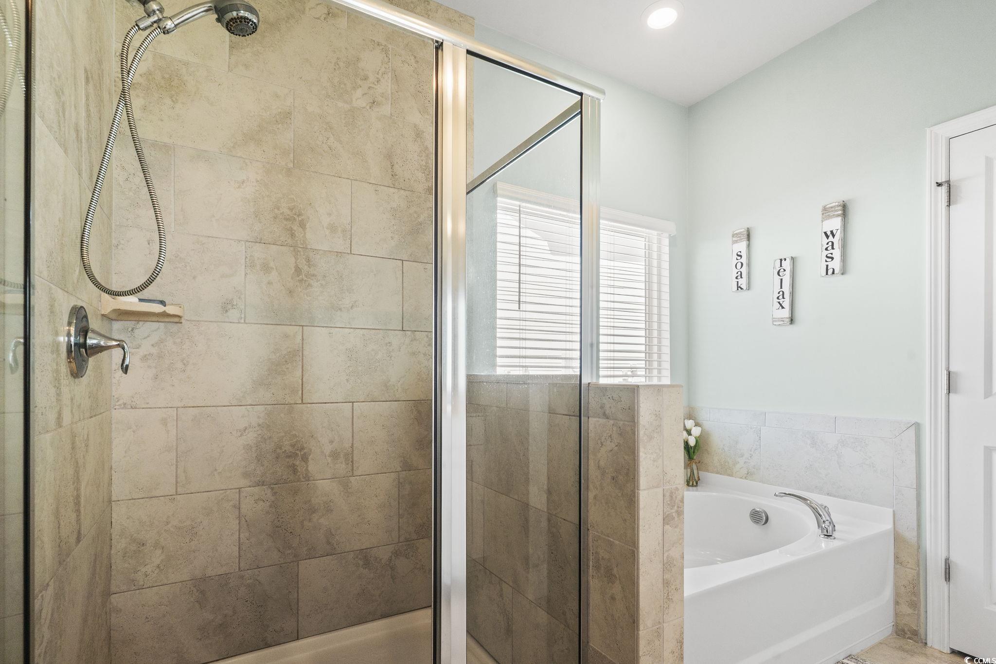 196 Sago Palm Dr. Property Photo 33