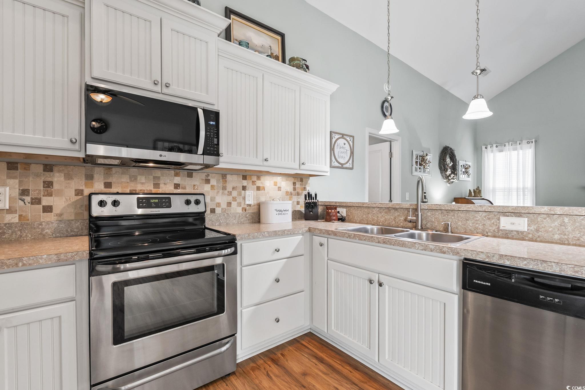 173 Foxpath Loop Property Photo 8