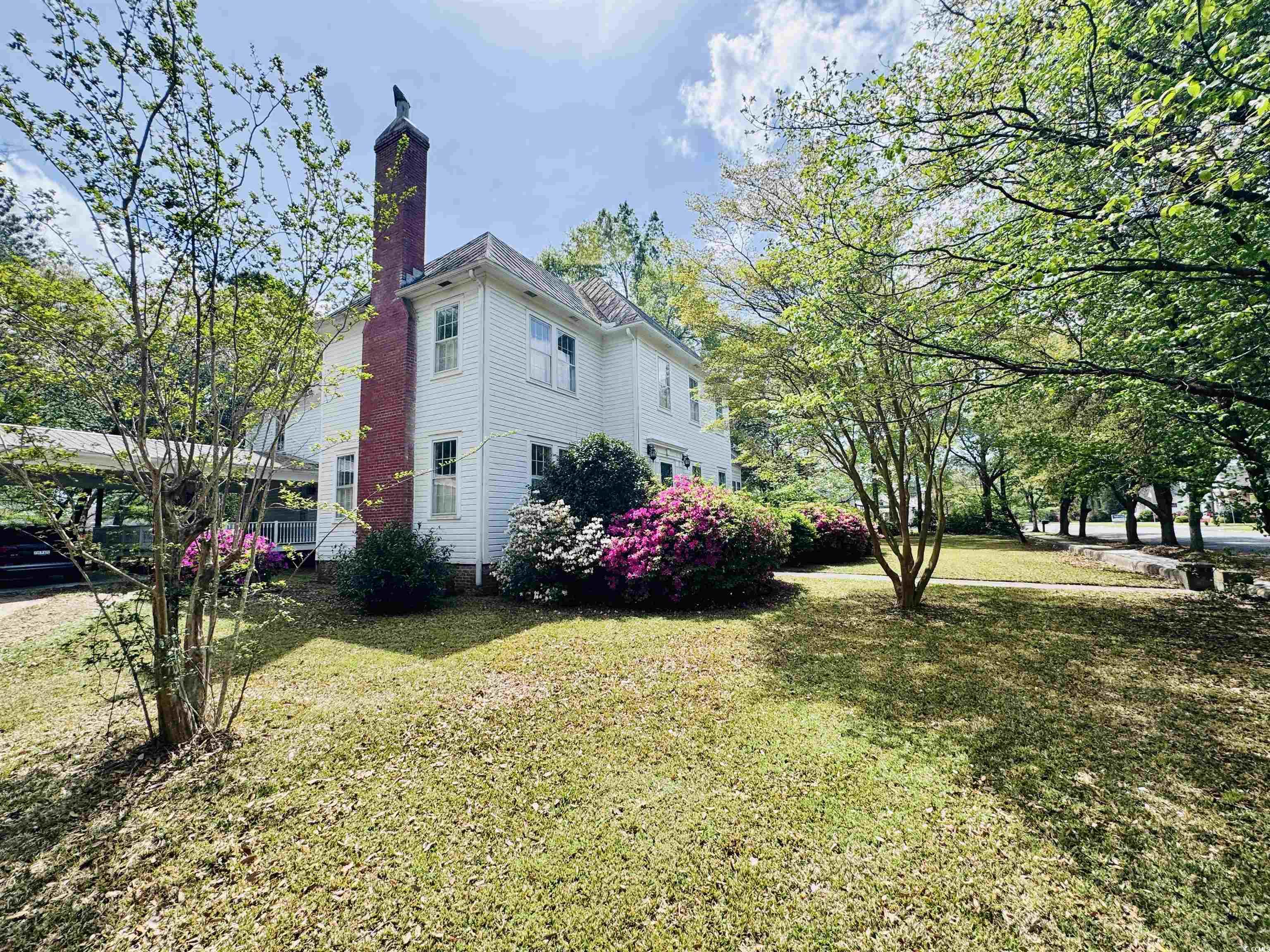 5 S Rosemary Ave. Property Photo 4